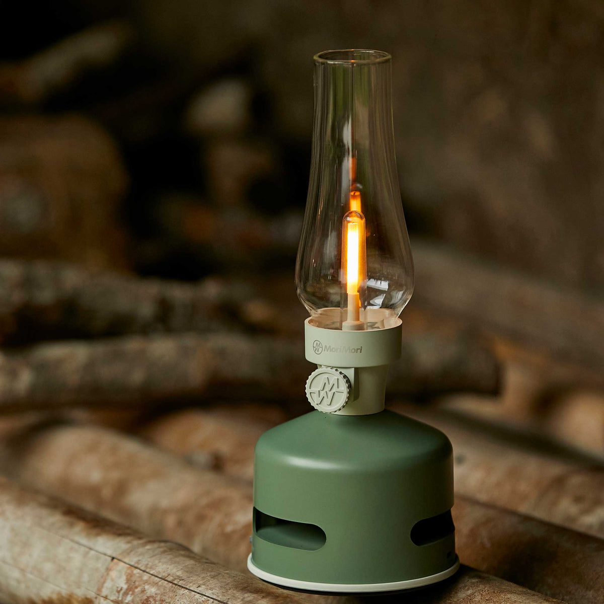 LED Laternen-TISCHLEUCHTE & Bluetooth-LAUTSPRECHER | Keen Hsu | MoriMori