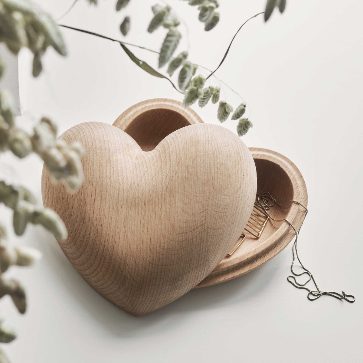 Wooden Box "Heart Bowl" – Oak | Spring Copenhagen