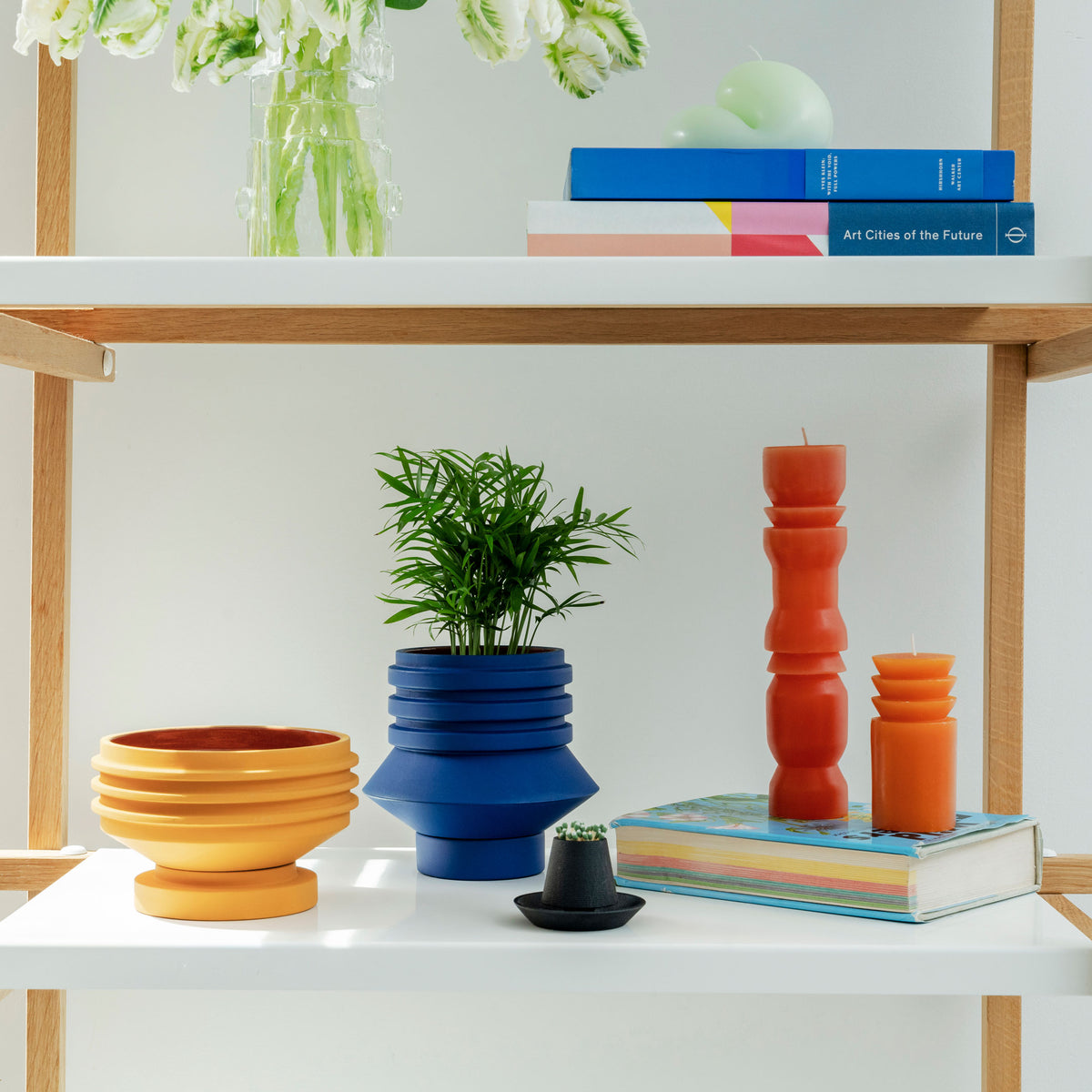 NAVIRE POUR PLANTES STRATA | POT DE FLEURS ET JARDINIÈRE jaune | Simone Brewster | Sont conscients