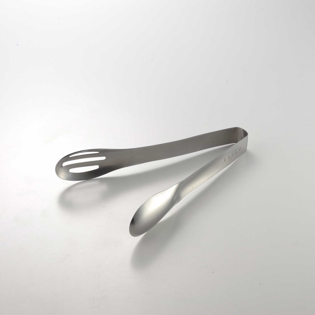 HASAM - Tongs | EAtoCO