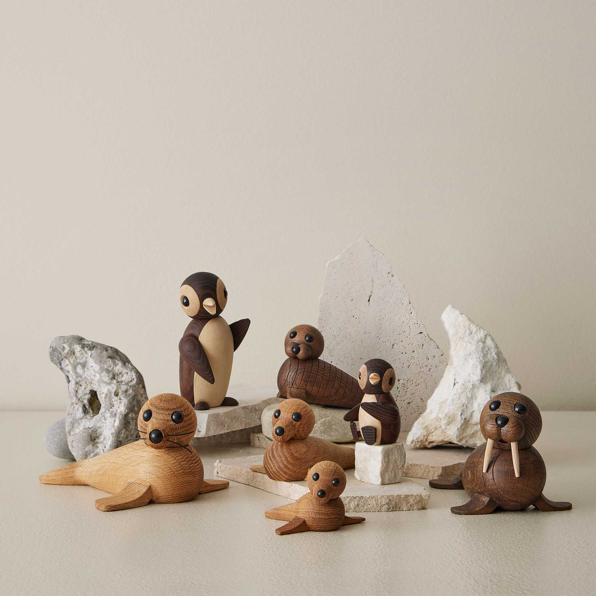Holzpinguin Frost Groß – Eiche · 12 cm | Spring Copenhagen