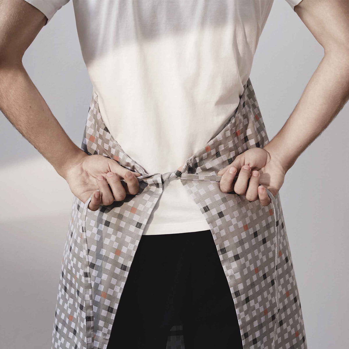 MOSAIC Gray | KOCHSCHÜRZE | Bitmap Collection | Cristian Zuzunaga