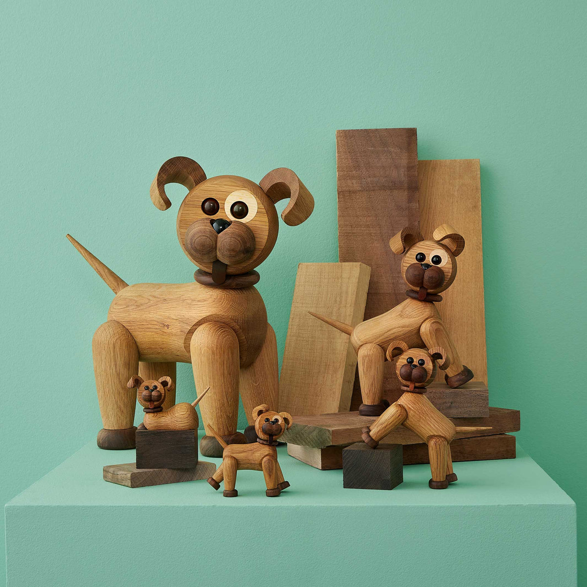 Wooden Dog Buddy – Oak · 21 cm | Spring Copenhagen