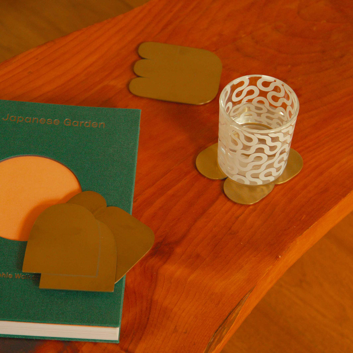 TOGETHER COASTERS | 4er UNTERSETZER-Set | Edelstahl messingfarbig | Dan Covert | Areaware