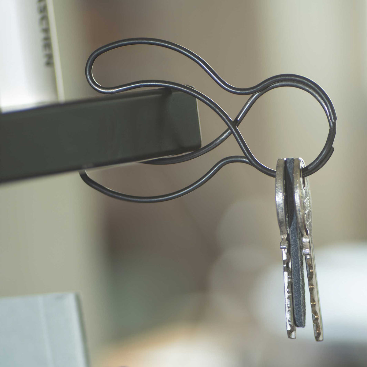 KEYBUNNY STEALTH BLACK - Porte-clés avec clip de retenue | lapin clé