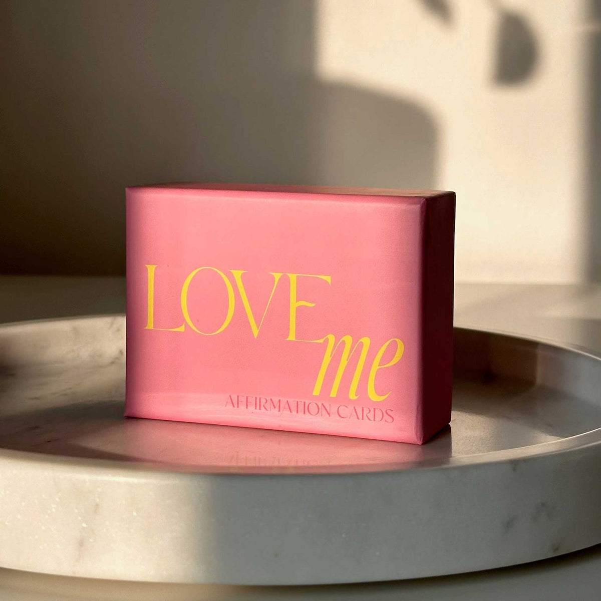 LOVEme Affirmationskarten - 60 kraftvolle Aussagen & positive Ermutigungen - Deutsch | Elena Miller