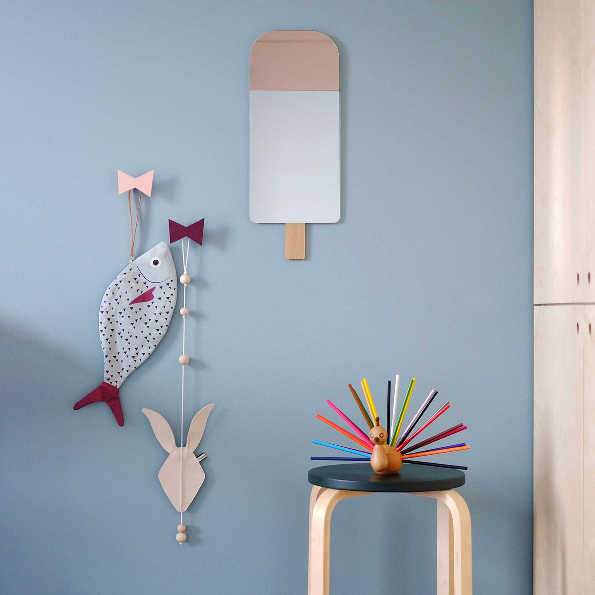 ICE CREAM MIRROR - Rose-farbiger Wandspiegel - Nicole & Tor Vitner Servé | EO Elements Optimal