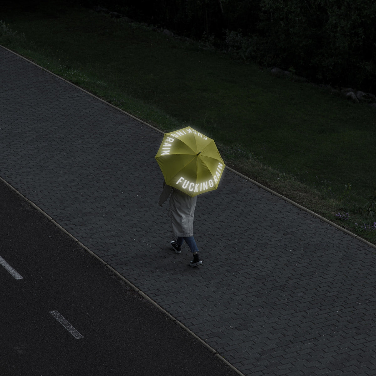 Umbrella "Fucking Rain" – Yellow · Statement · Ø 106 cm | Fisura