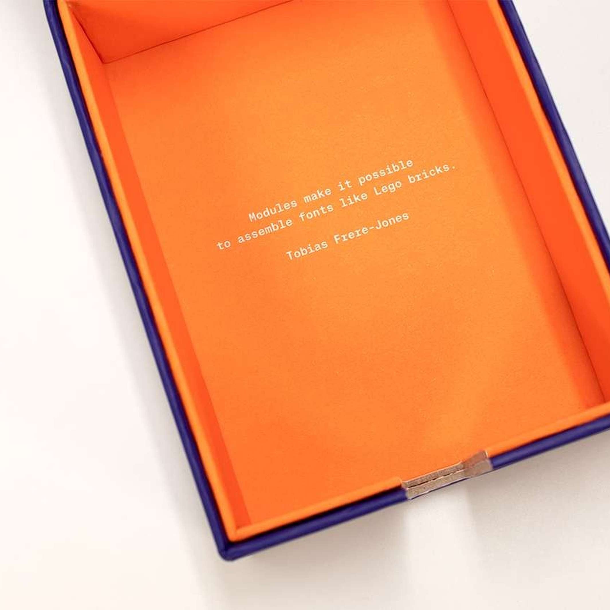 TYPODARIUM - Tear-Off Calendar 2025 | H. Schmidt Verlag