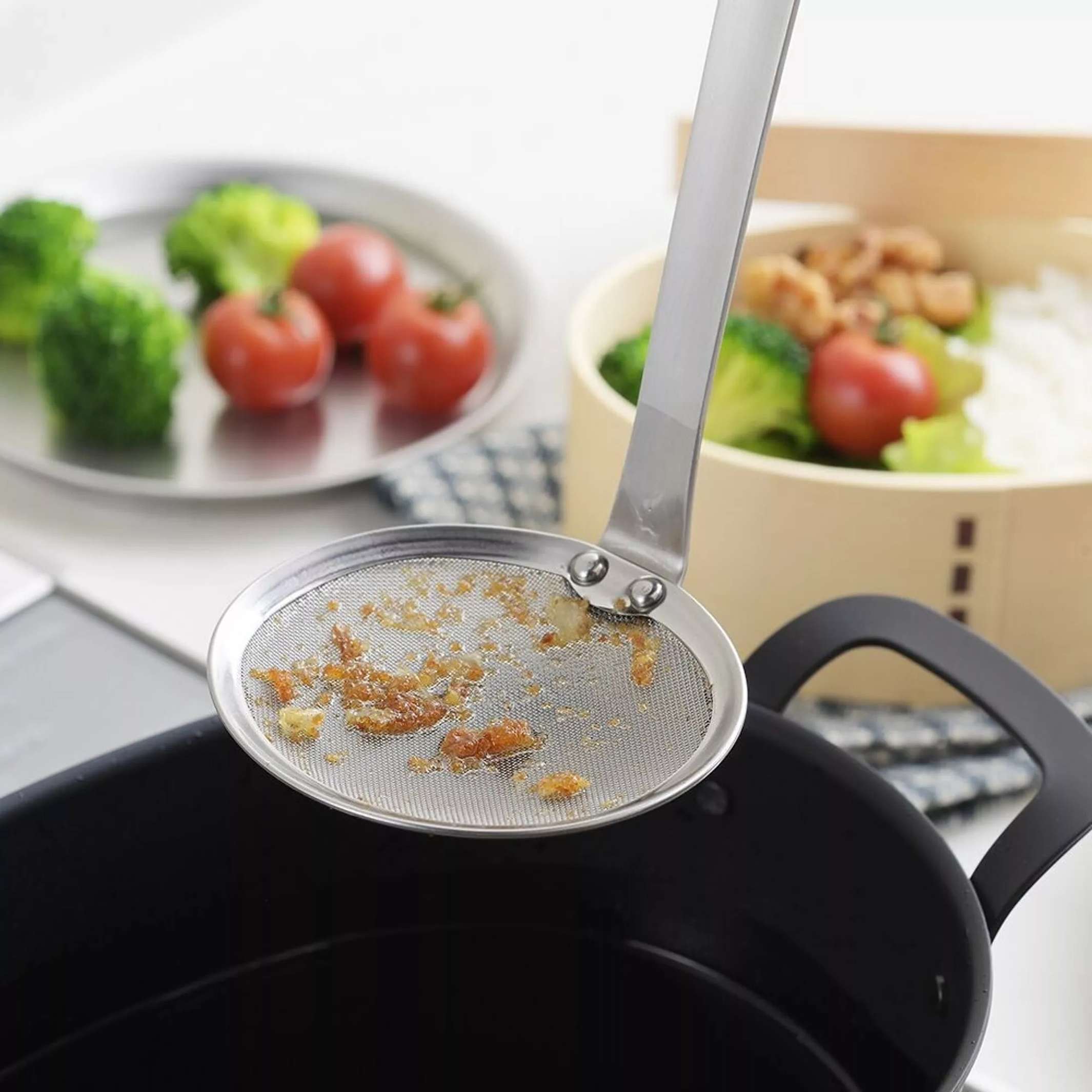 AIKATA SKIMMER - Japanese Stainless Steel Skimmer - fine mesh 29 cm | Yoshikawa