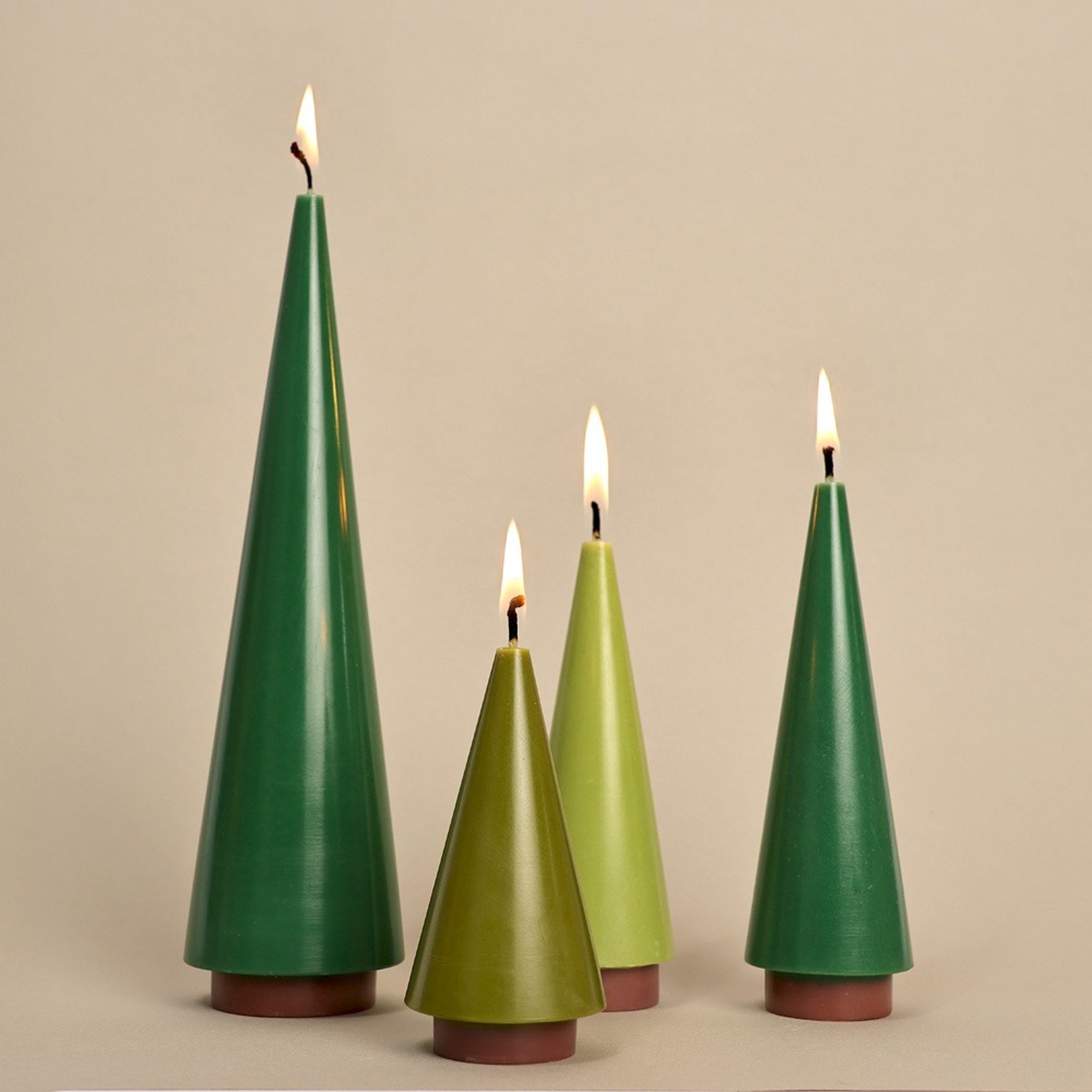 CHRISTMAS CANDLE TREE XL - Emerald Green Christmas Candle, 22 cm high | not the girl who misses much