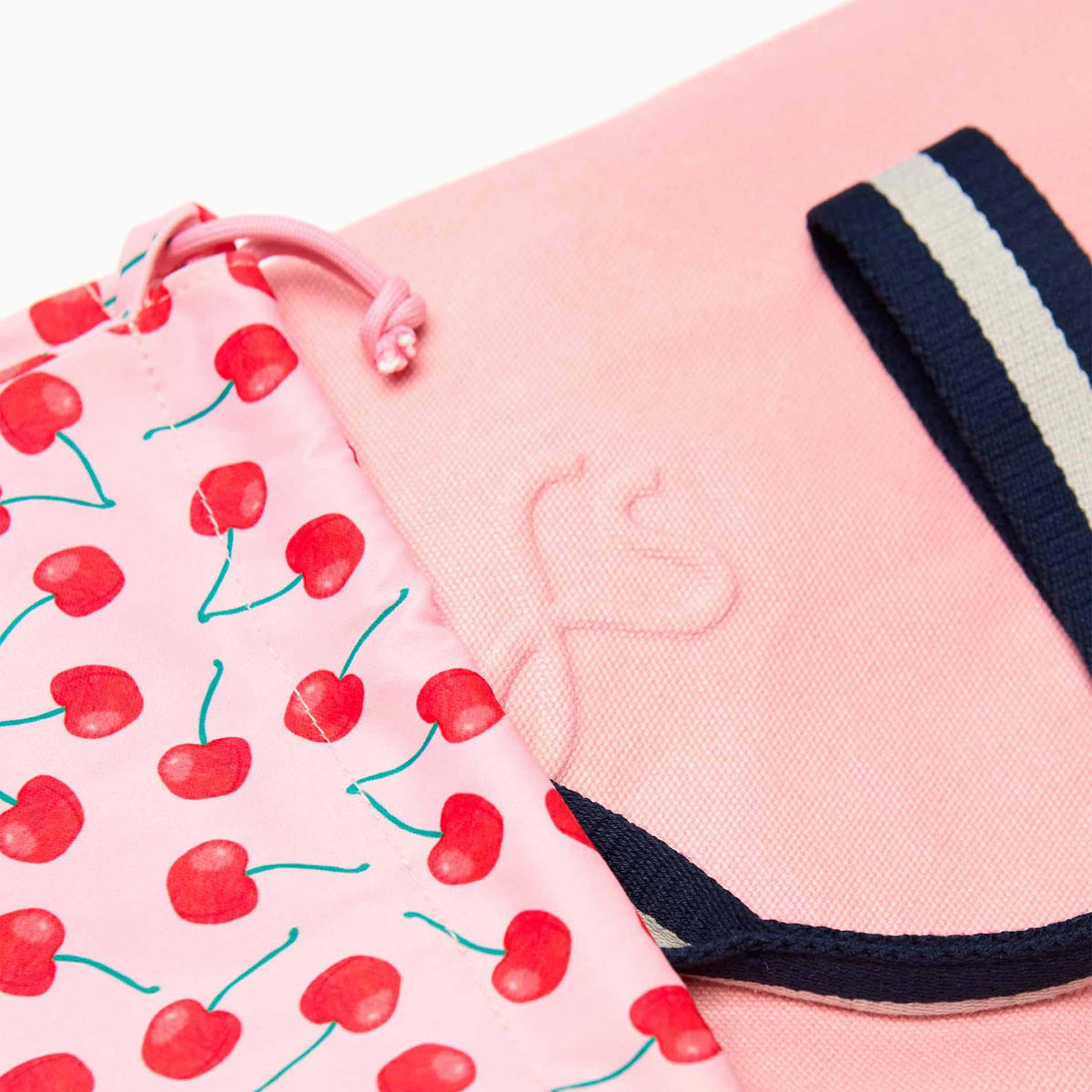 BODHI NOMAD - Pinker Weekender Medium - Reise-Tasche aus recyceltem Segeltuchstoff | farans