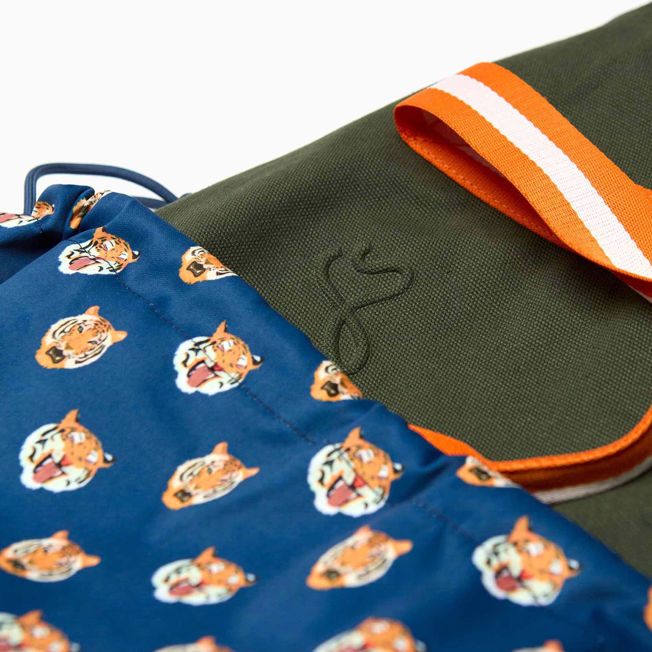 BODHI EXPLORER DUFFLE BAG - Olive green Travel Bag - recycled canvas 51 cm | farans