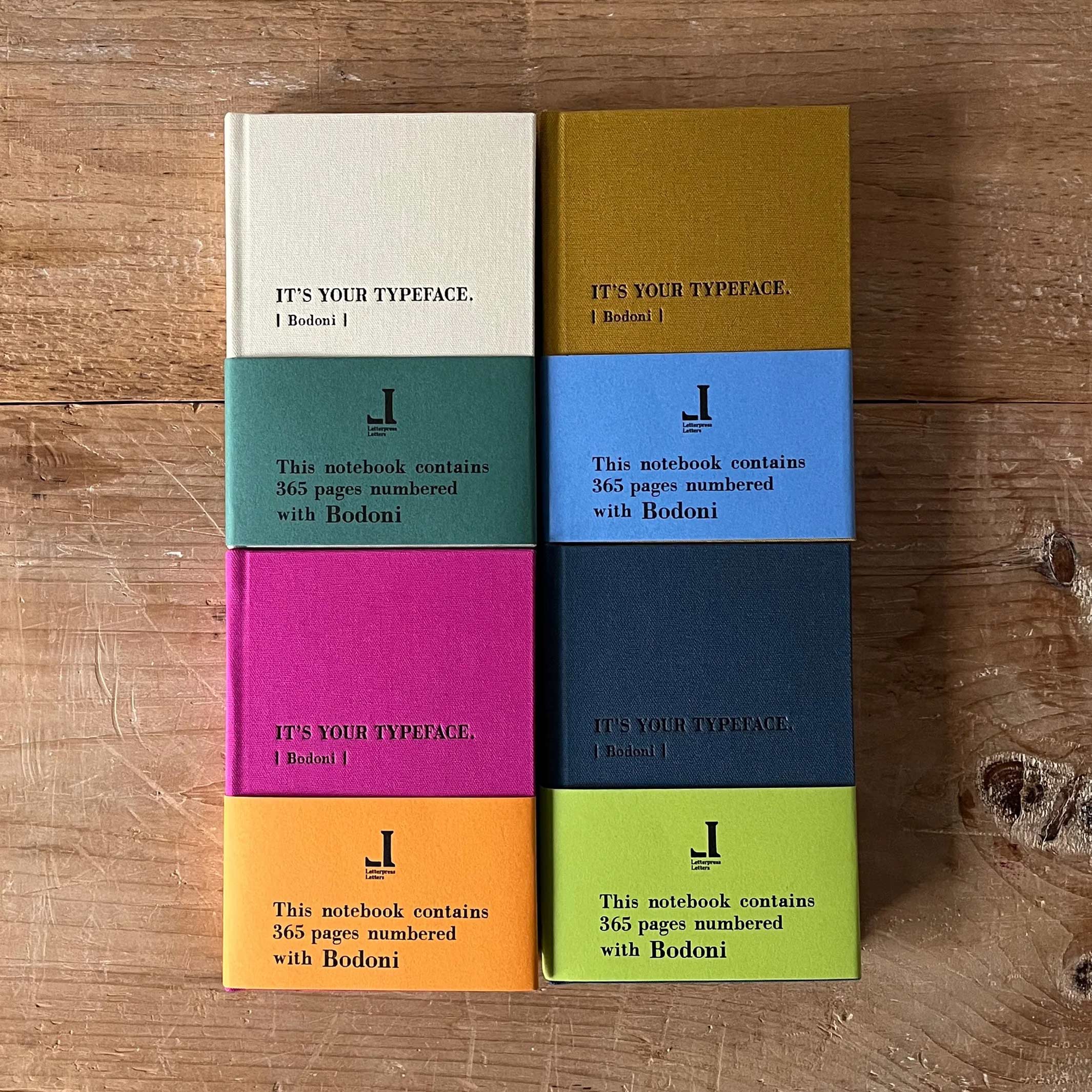TYPEFACE NOTEBOOK BODONI Beige – Handgefertigtes Letterpress-Notizbuch A6 - Japan | Tomigaya Letterpress