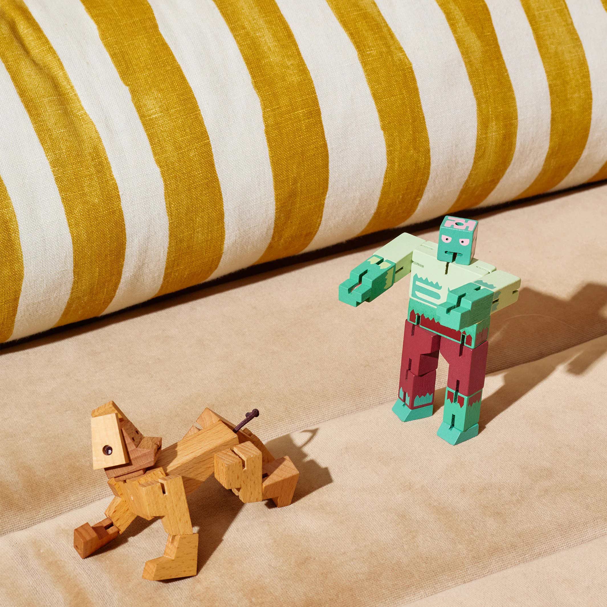 CUBEBOT® SUPERNATURAL ZOMBIE - Micro 3D Puzzle Roboter | David Weeks | Areaware