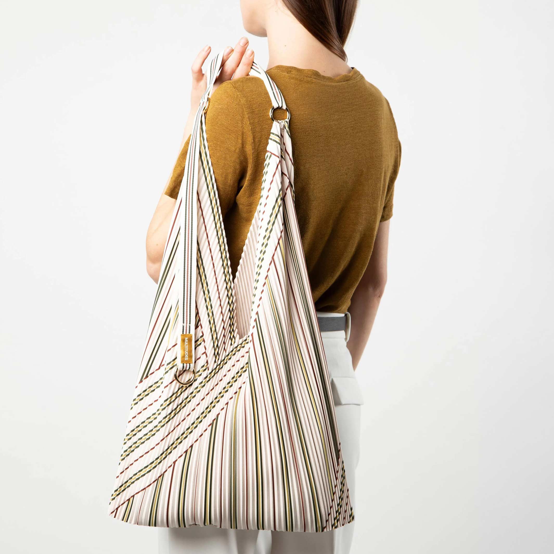 Y-Bag Zoe – Pleated Satin, 30 × 60 cm | Multitudes