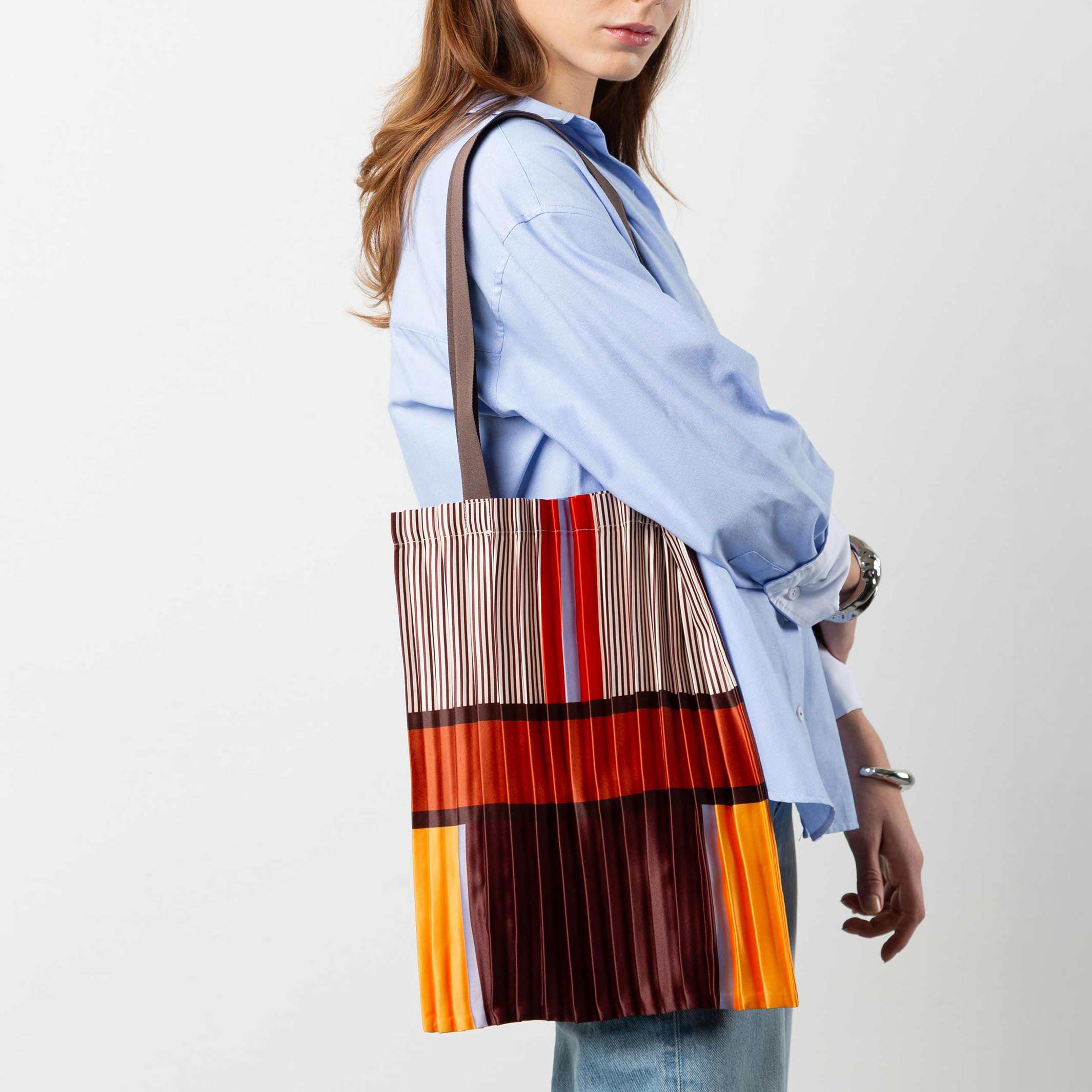 Tote Bag Bagheria – plissiertes Satin, 40×48 cm | Multitudes