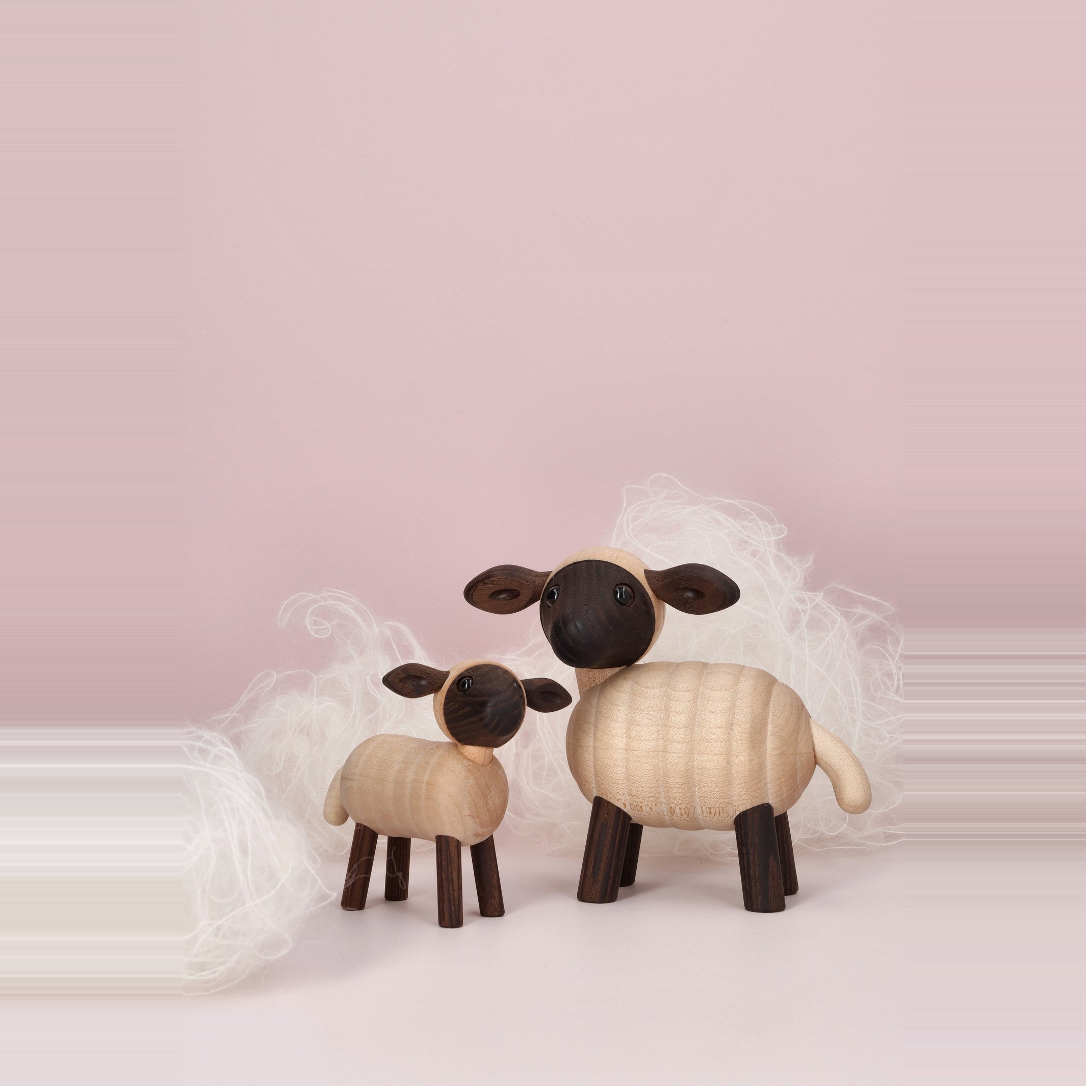 Holzlamm Will – 8,5 cm · Tierskulptur | Spring Copenhagen · Tischdeko