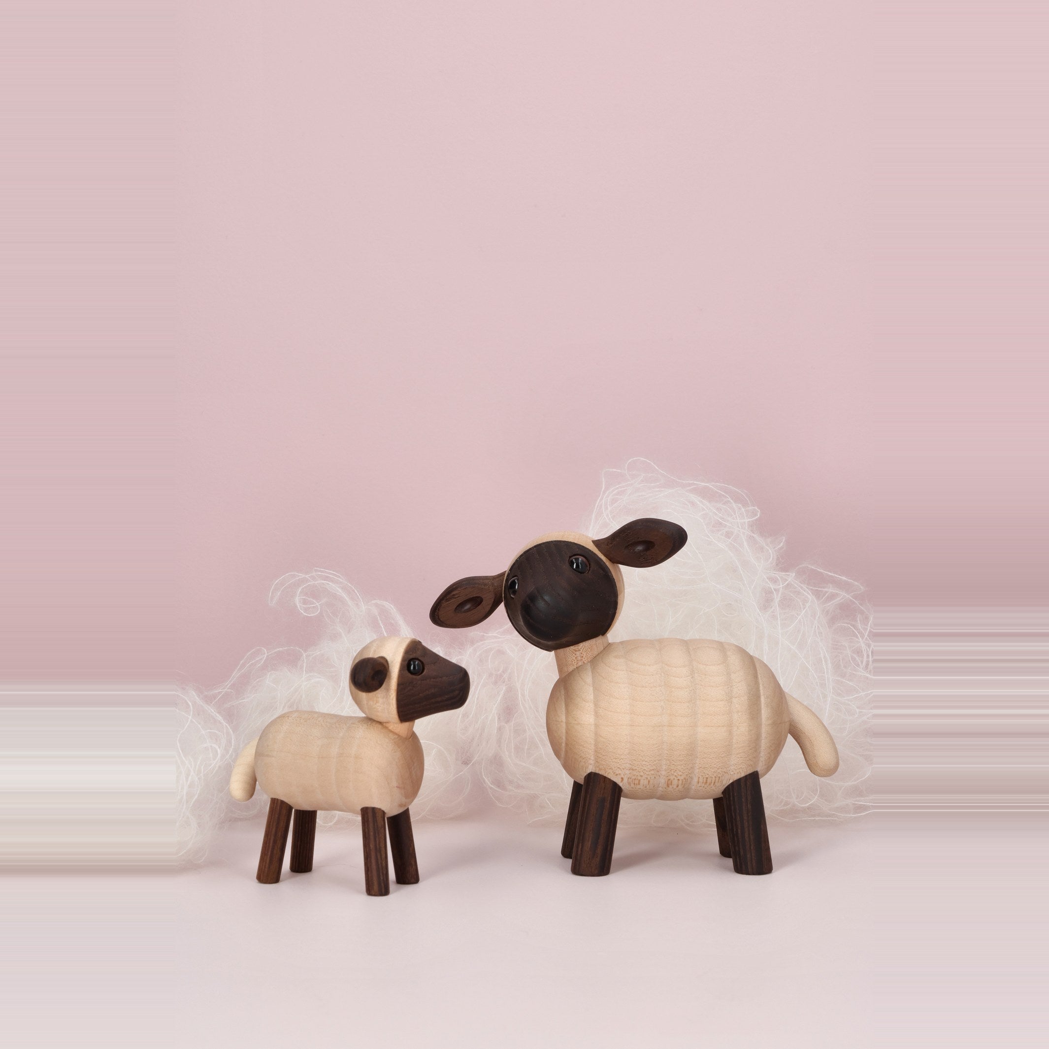 Holzlamm Will – 8,5 cm · Tierskulptur | Spring Copenhagen · Tischdeko
