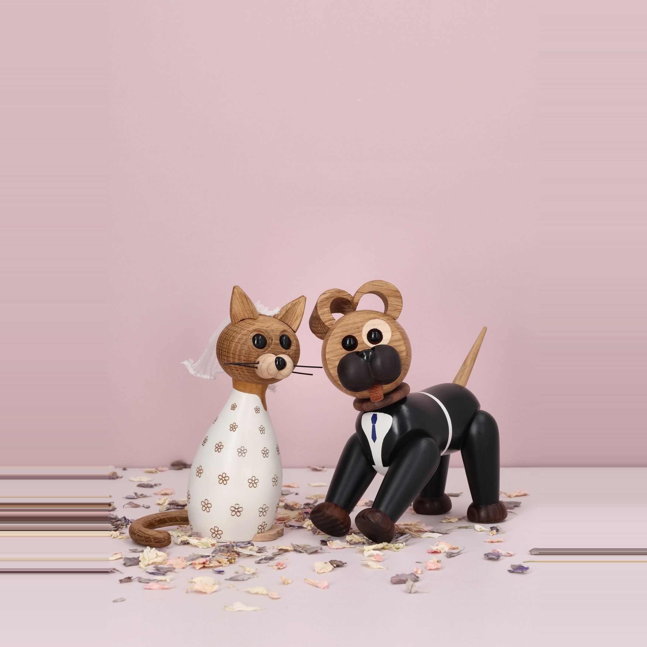 Holzfiguren Happy & Lucky – 12,5 cm · Pärchen | Spring Copenhagen · Liebesgeschenk