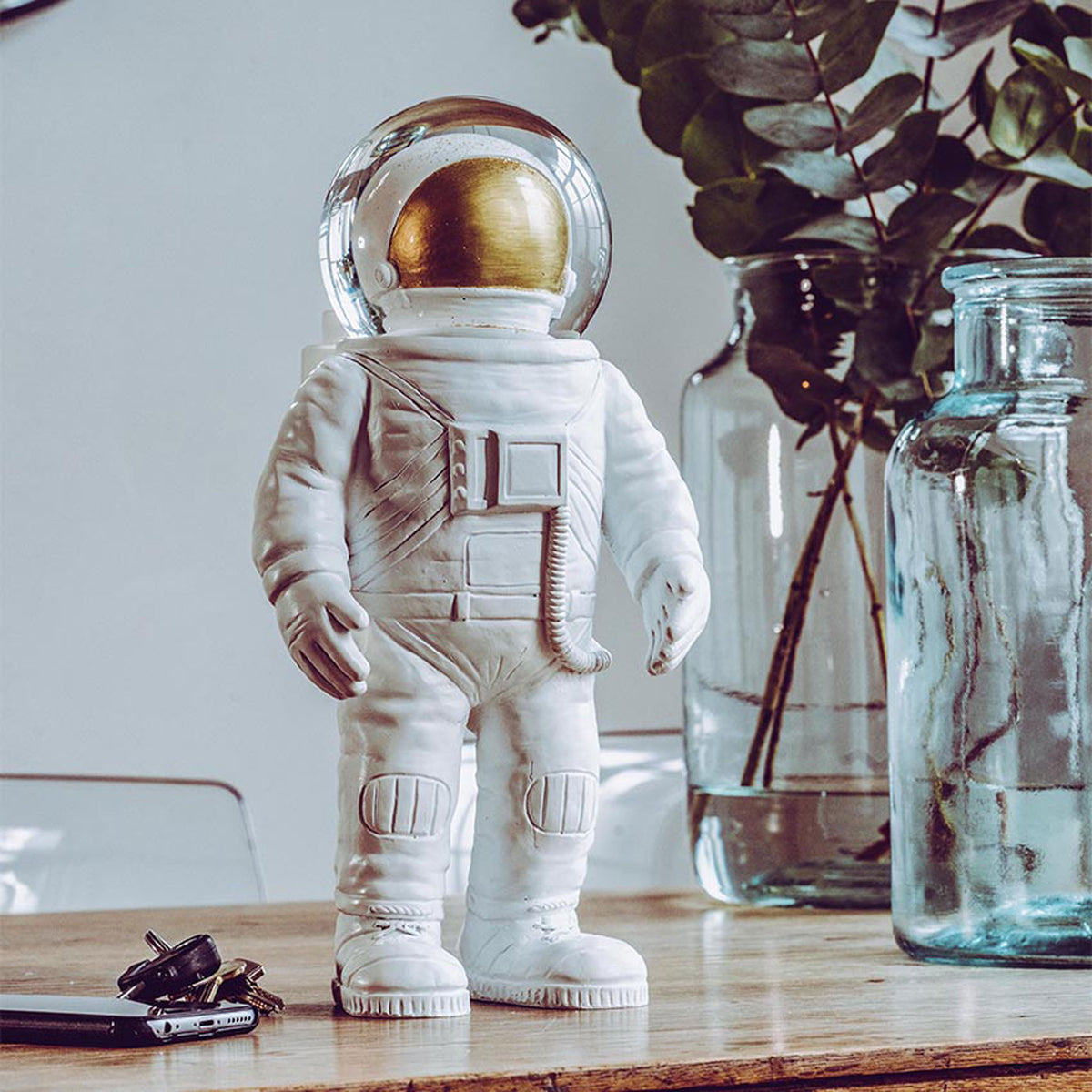 SUMMERGLOBE THE GIANT ASTRONAUT | Large ASTRONAUT with GLITTER BALL | Donkey Products