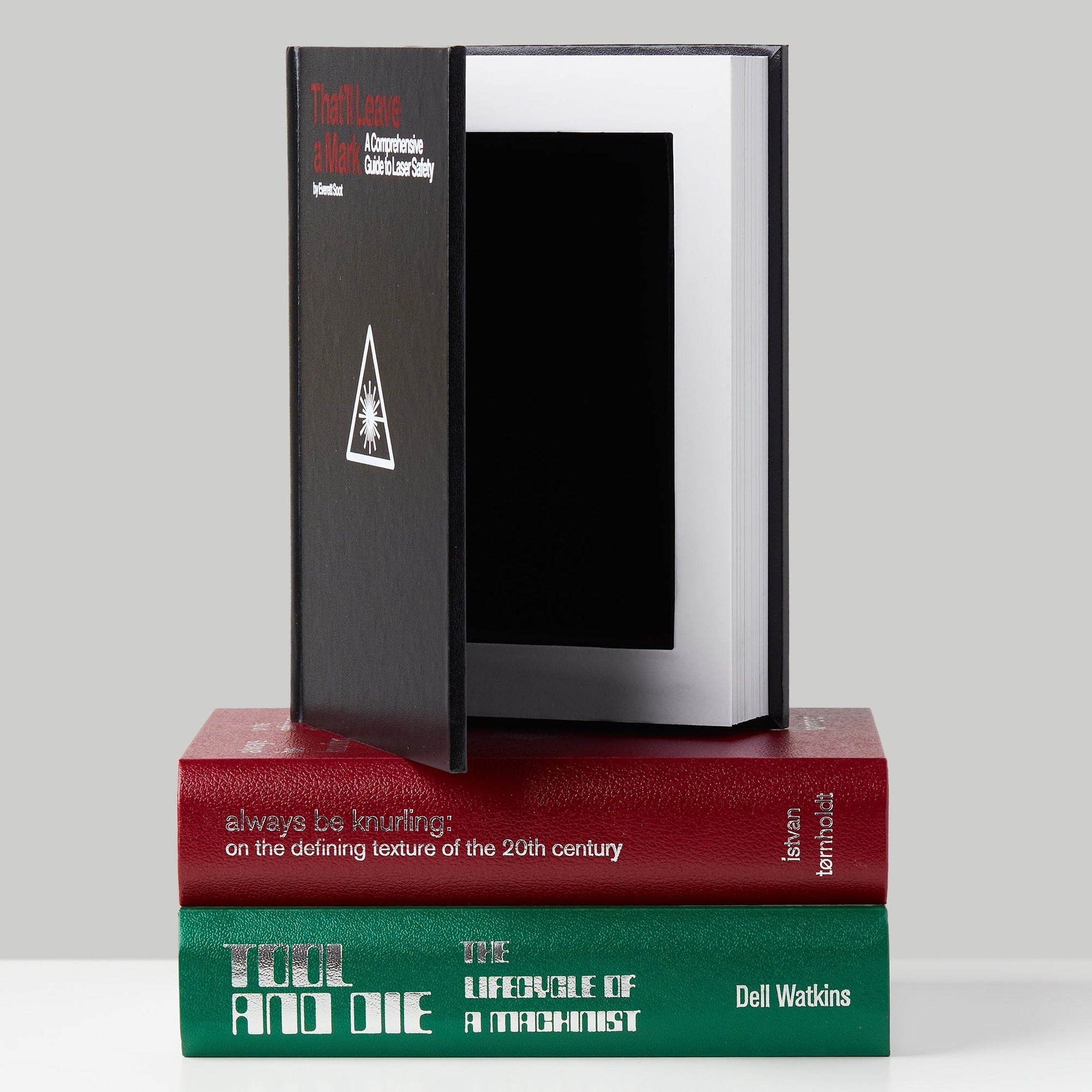 Buchbox "That'll Leave a Mark" – Holz · 17 cm | Craighill