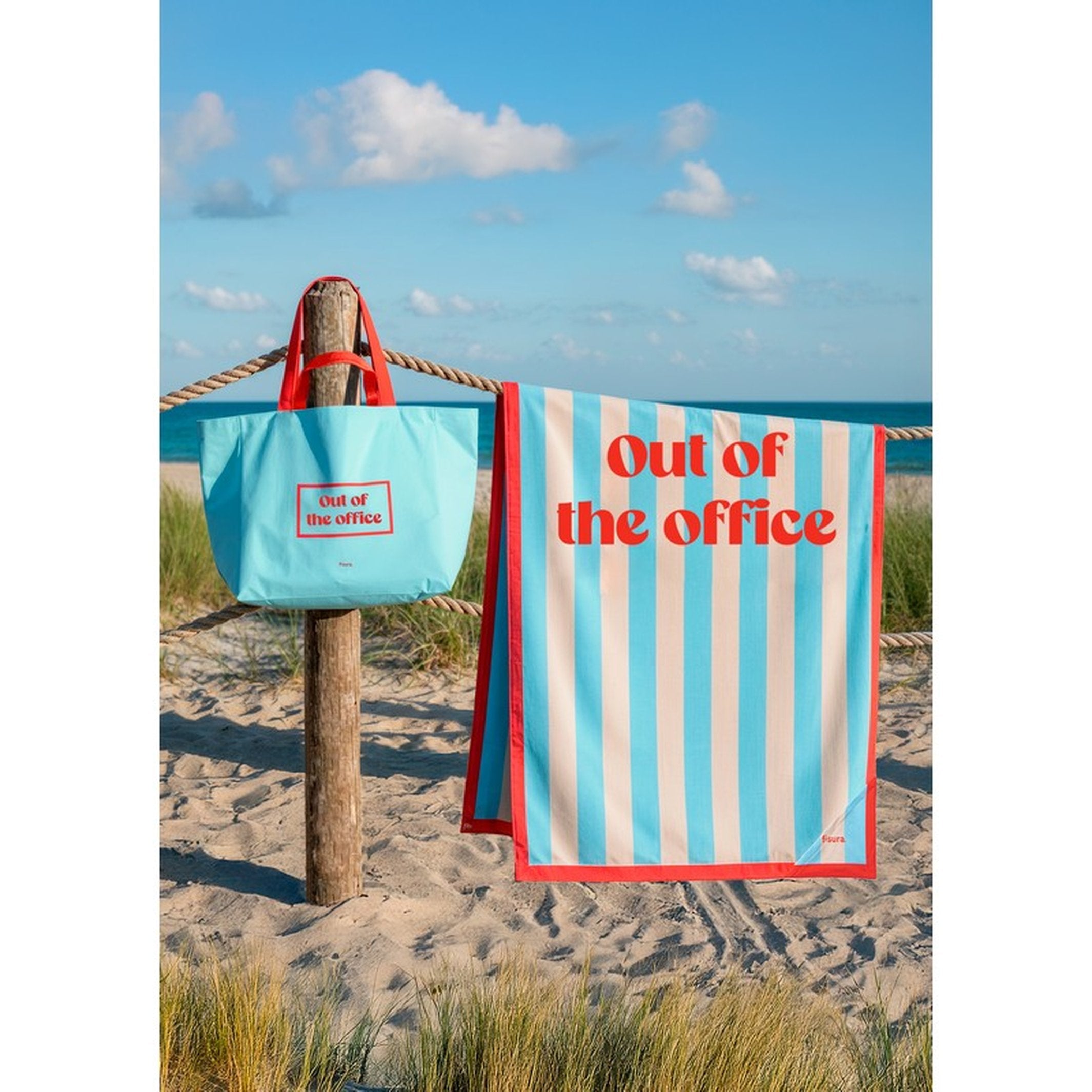 Beach Towel "Out of Office" – Microfibre · 180 × 100 cm | Fisura