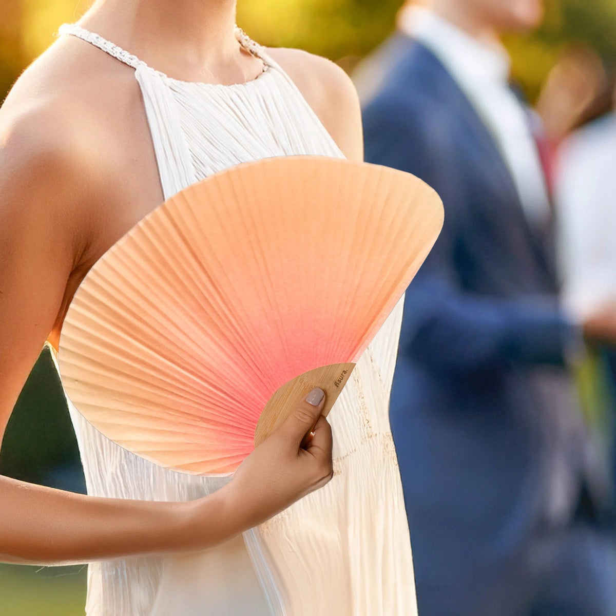 Hand Fan Crescent – Gradient · Wood | Fisura