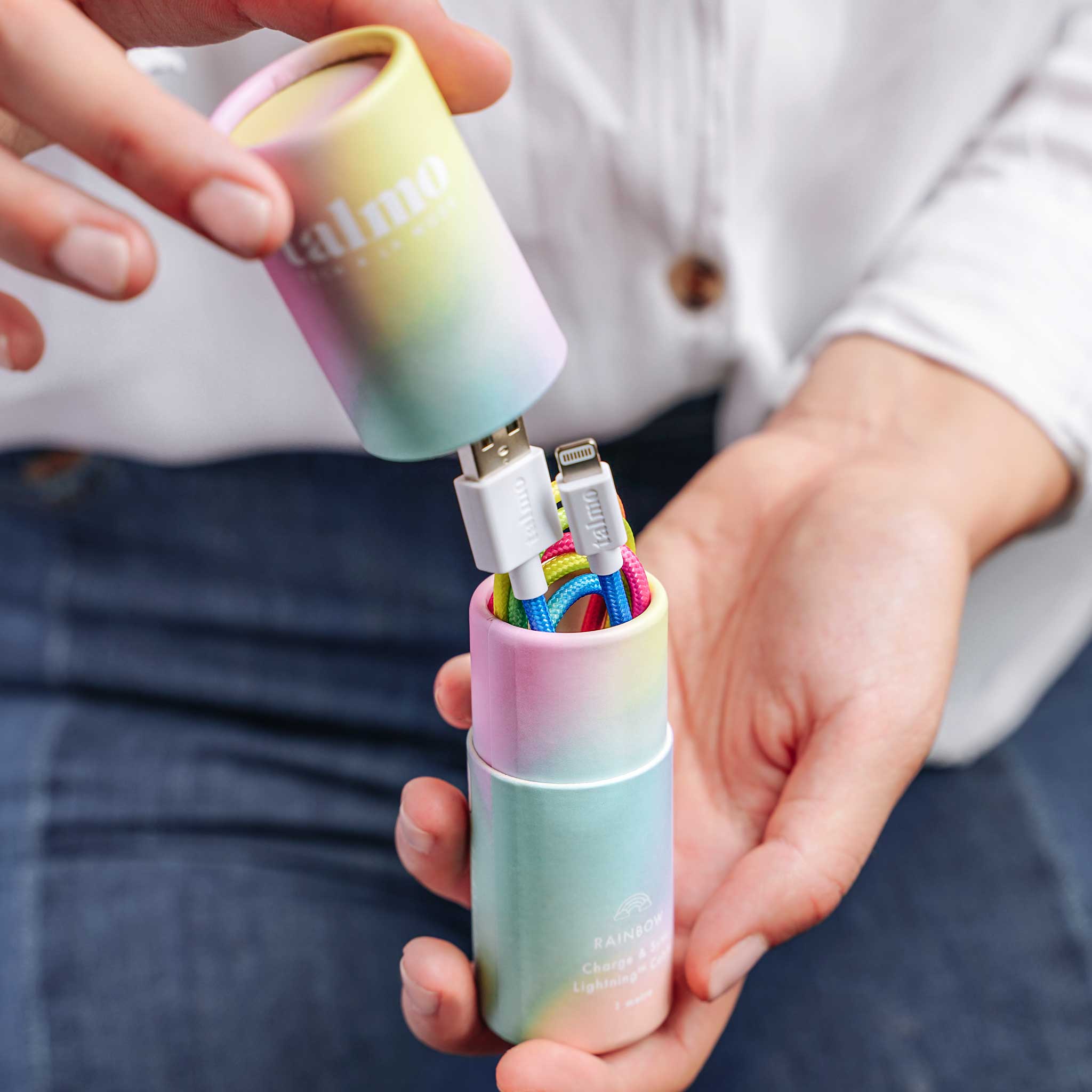 Regenbogenfarbiges iPHONE USB zu LIGHTNING Textil-Verbindungs- & Ladekabel - 100cm | talmo