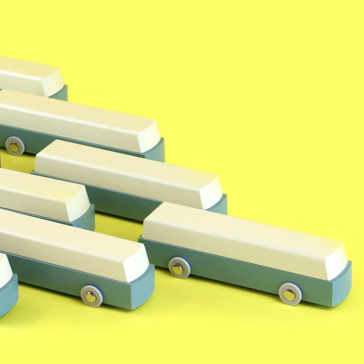 DUOTONE CAR BUS #5 | Design-SPIELZEUGAUTO aus Holz | Floris Hovers | Ikonic