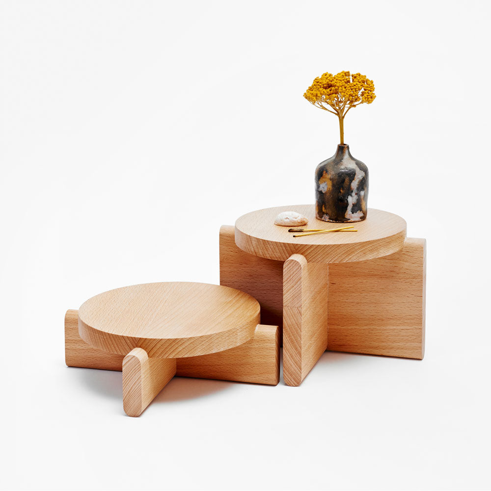 PEDESTALS-Set Natur - Holz-Podeste für Blumen, Statuen,... - 2er Set | Pete Oyler | Areaware