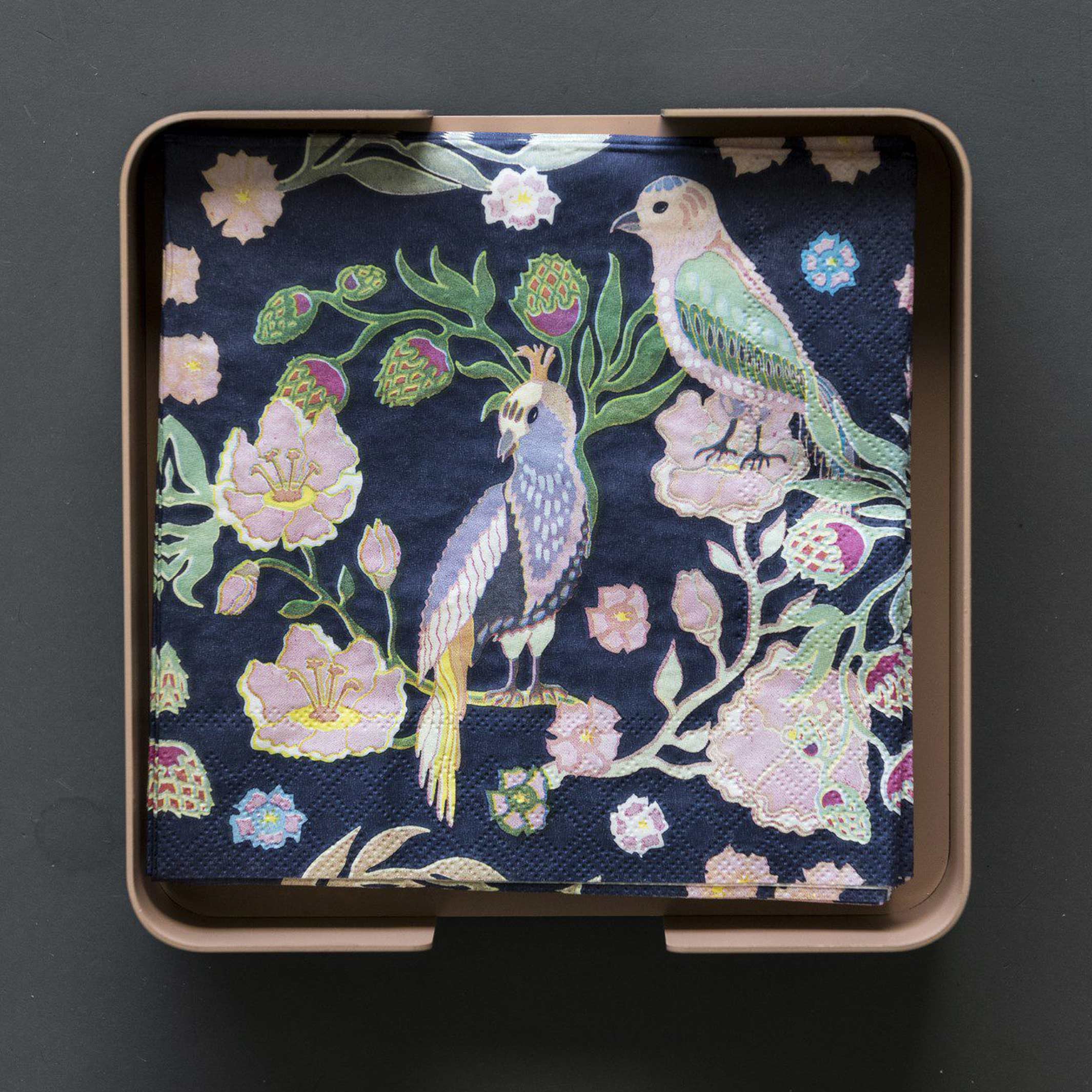 BIG HUG SERVIETTENHALTER - Hans Thyge & Co | DesignBite