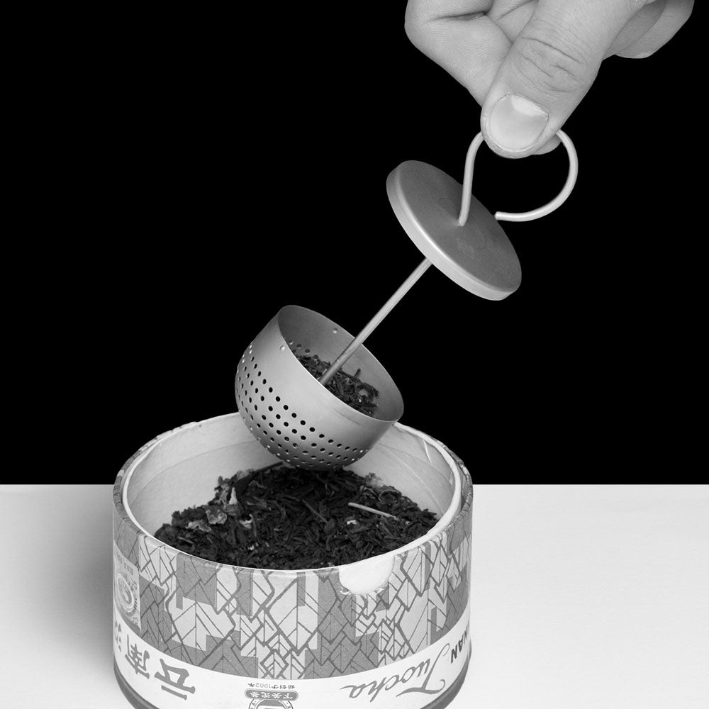 BUOY ROUND TEA INFUSER Shane Schneck Ommo