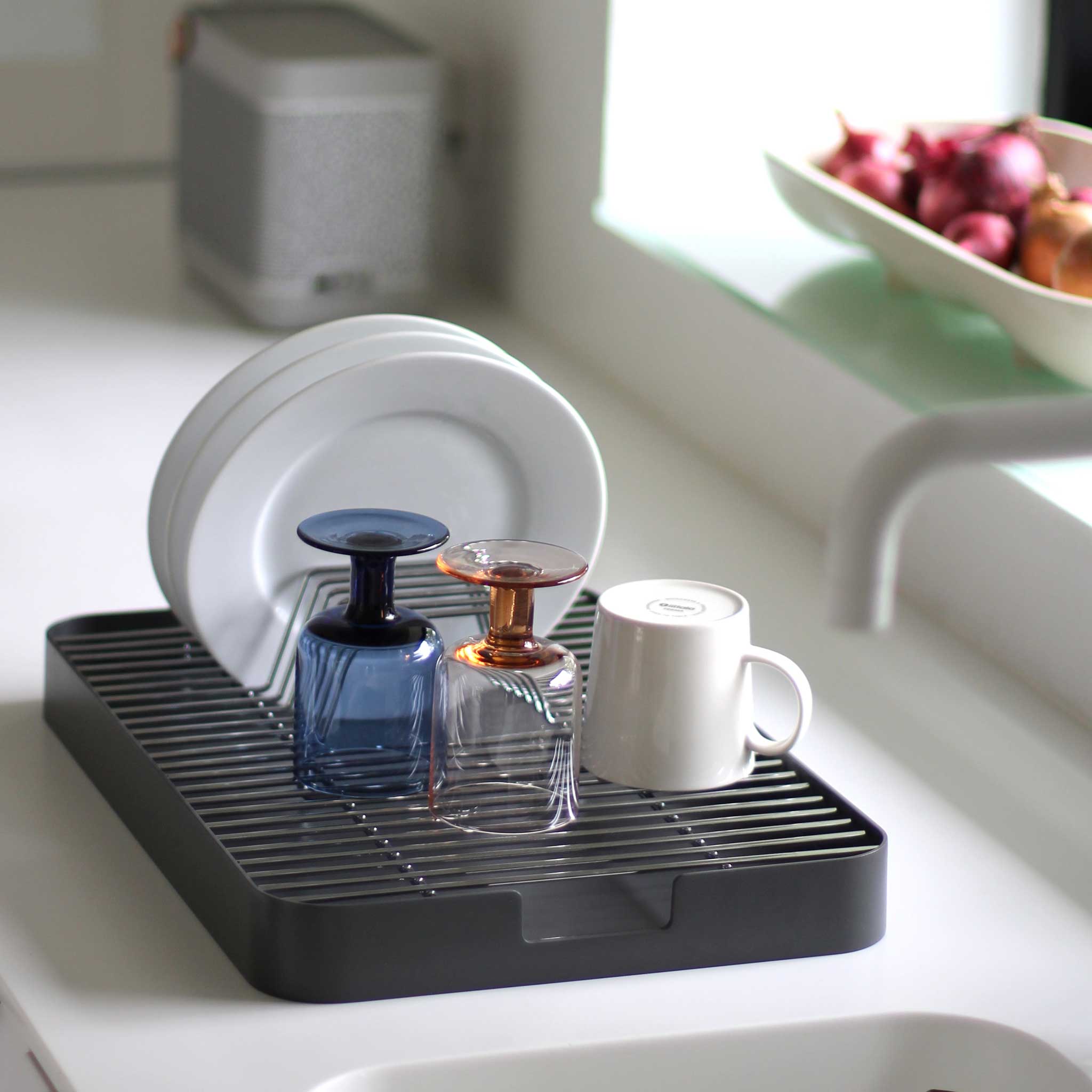 BIG HUG DISH RACK - Geschirrständer & Abtropffläche - Hans Thyge & Co | DesignBite