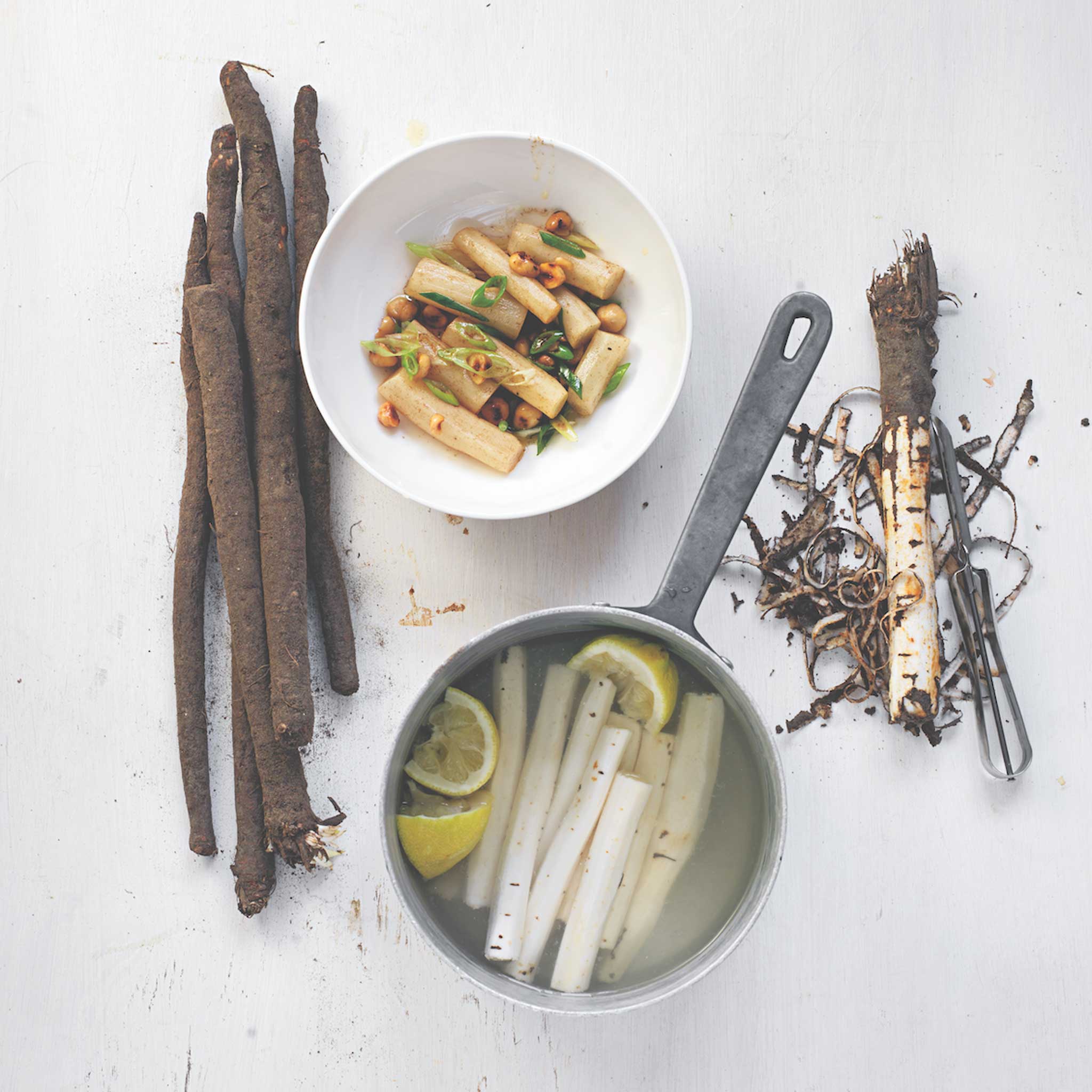 EAT YOUR GREENS! | Plat-focused recipes for the kitchen | KOCHBUCH | Gestalten Verlag