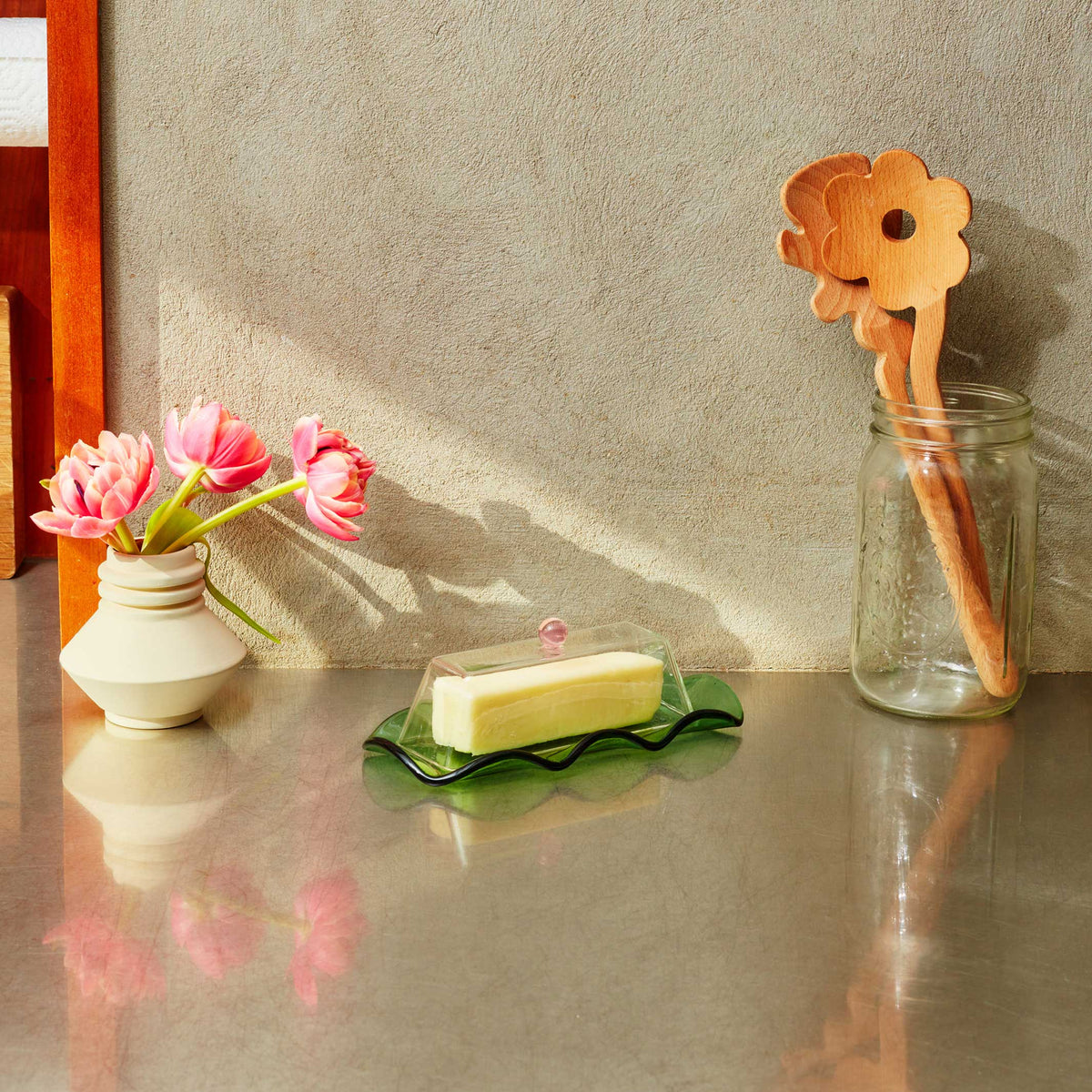 EVERYTHING NICE BUTTER DISH - Glas-Butterdose