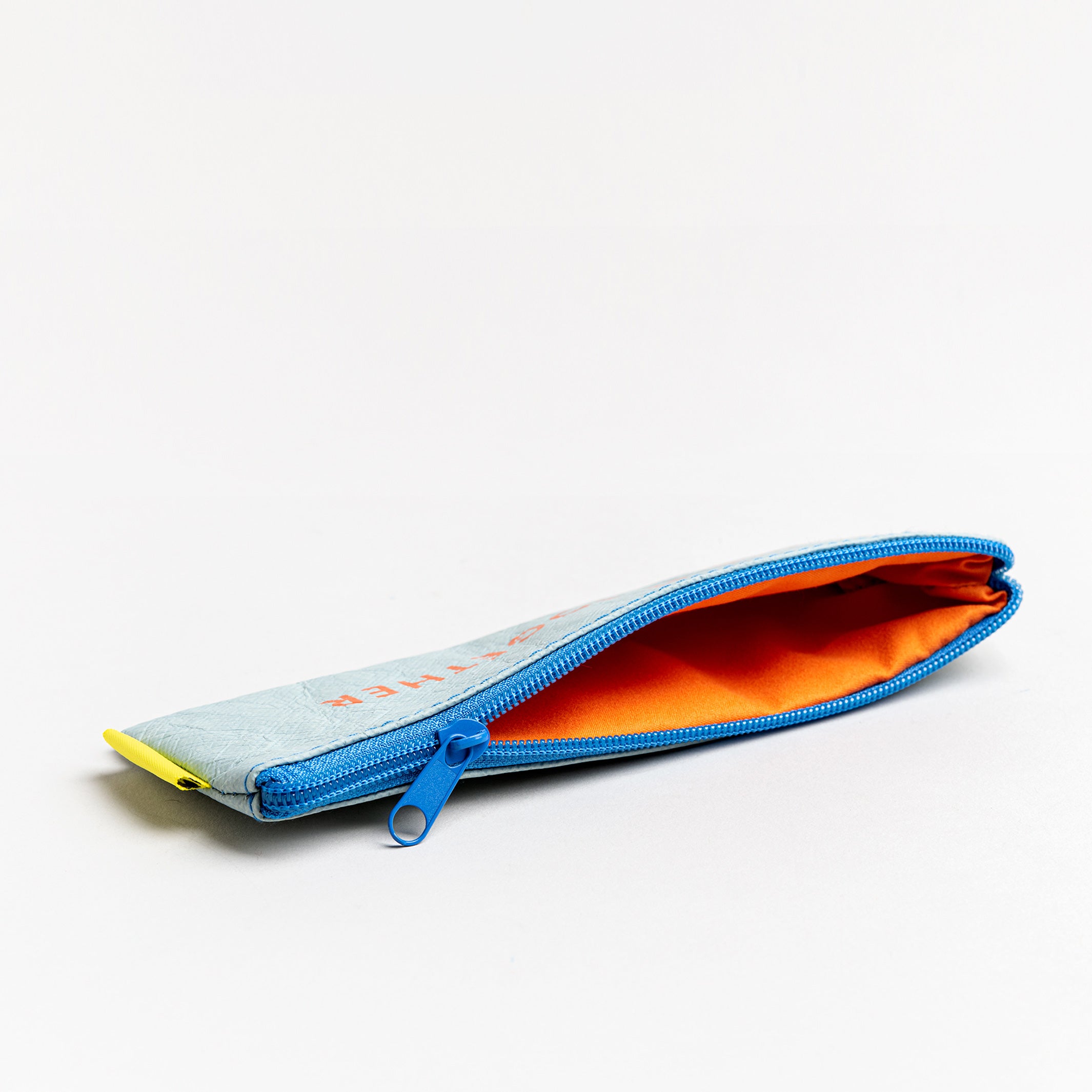 KEEP IT TOGETHER - TROUSSE Tyvek - 21x7 cm | Quelque part