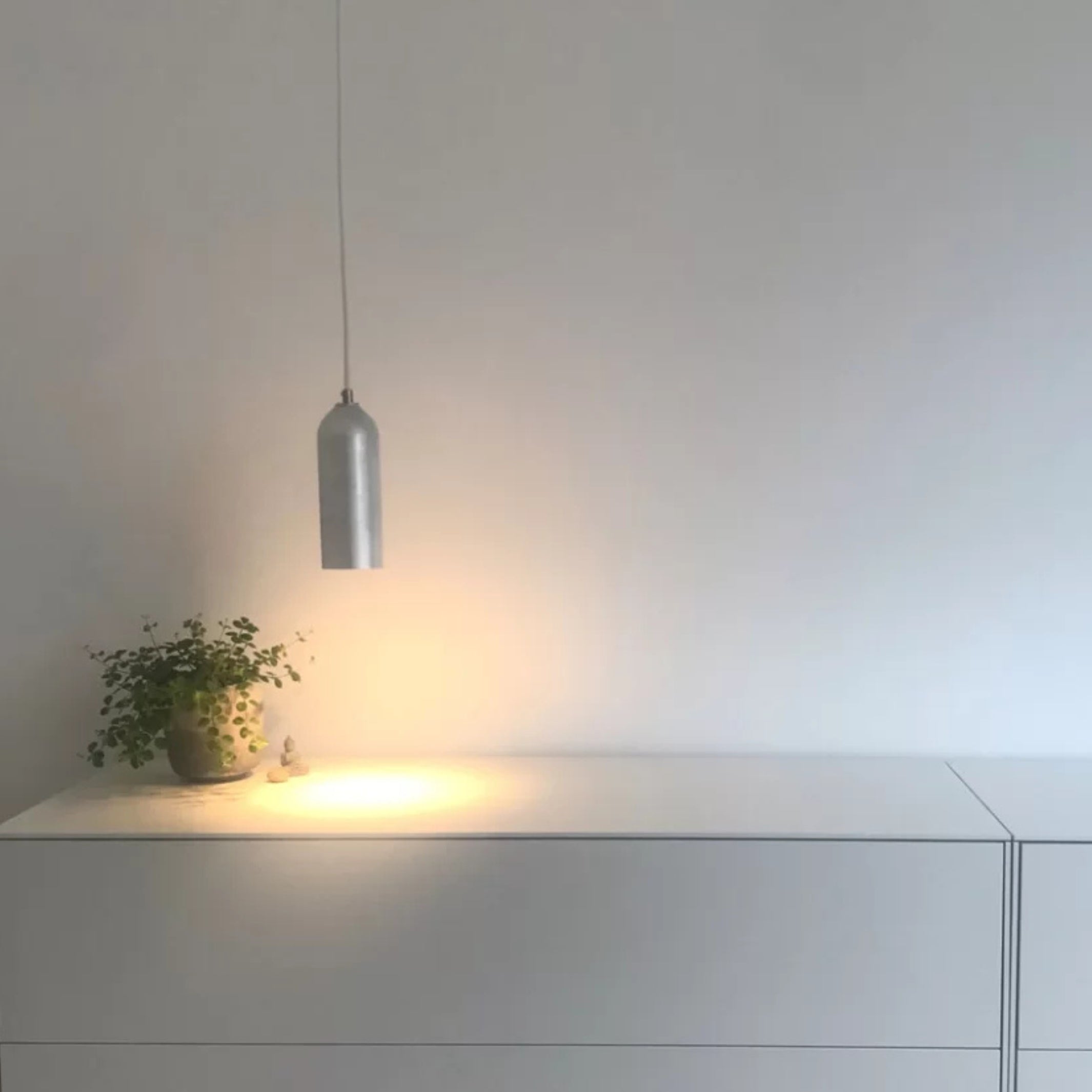 FIRELIGHT - Hängeleuchte - recycelte Feuerlöscher | werkvoll