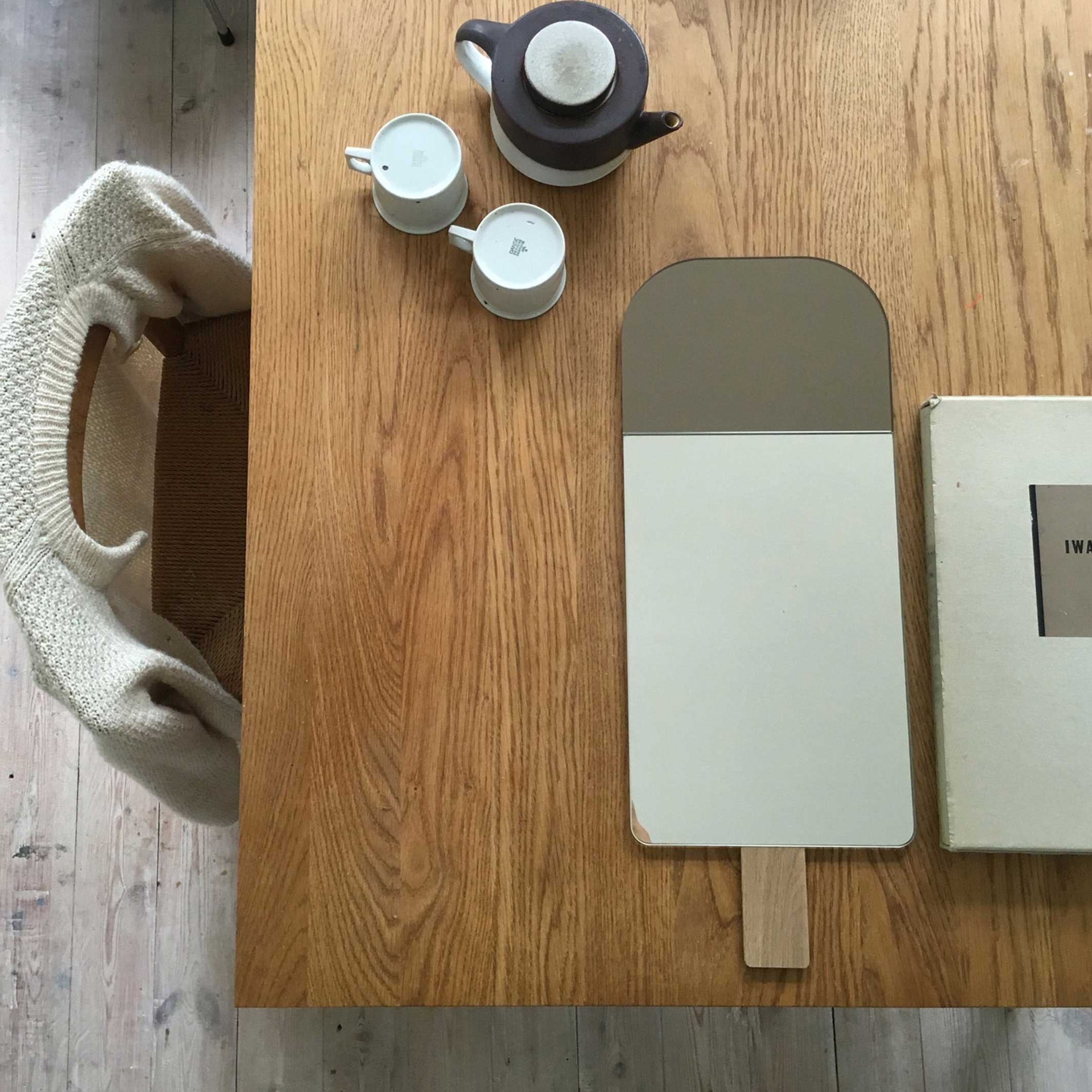 MIROIR À GLACE - Miroir mural gris - Nicole & Tor Vitner Servé | Éléments EO Optimal