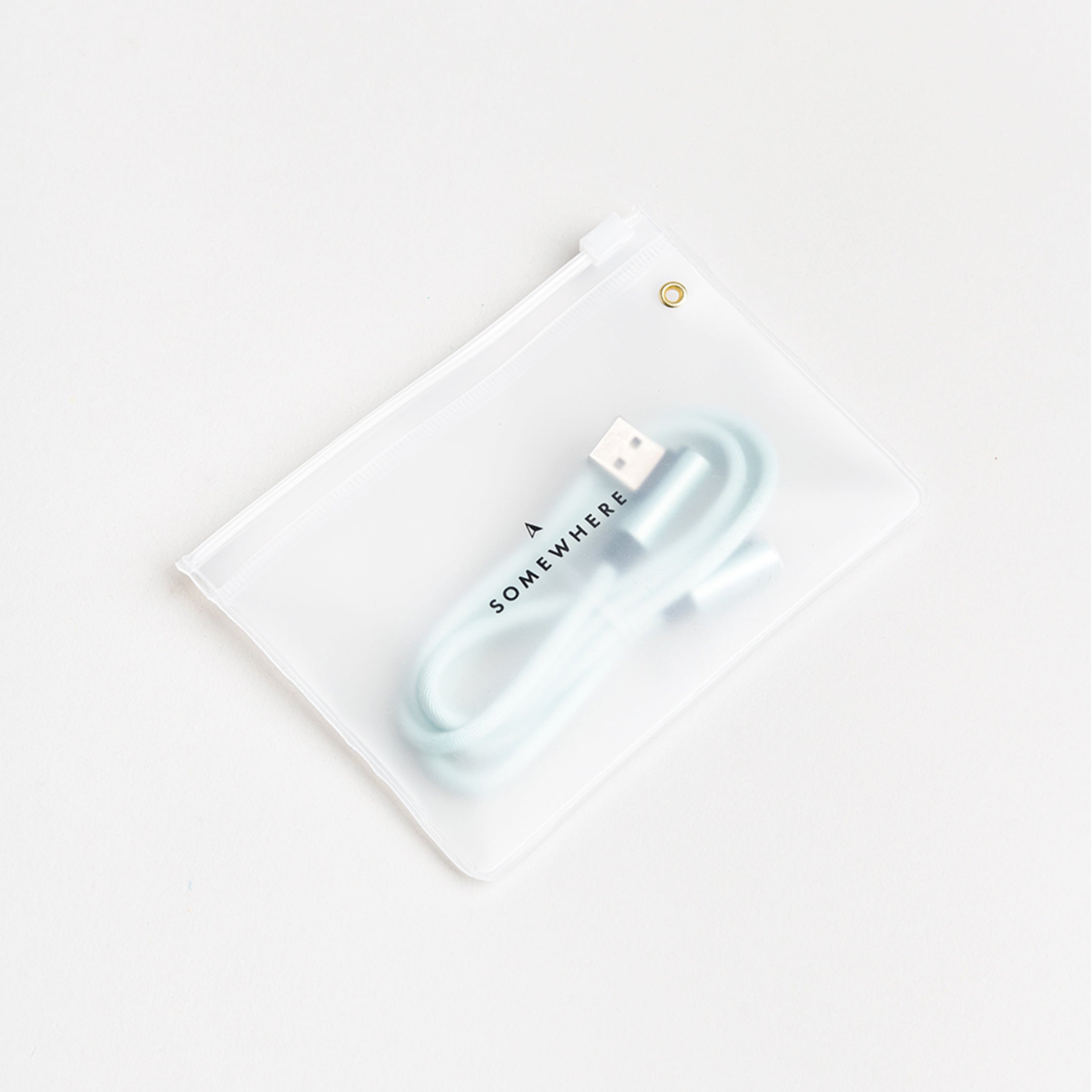 STAY CONNECTED CABLE - CONNECTING & CHARGING CABLE for USB-C - 100 cm | Somewhere