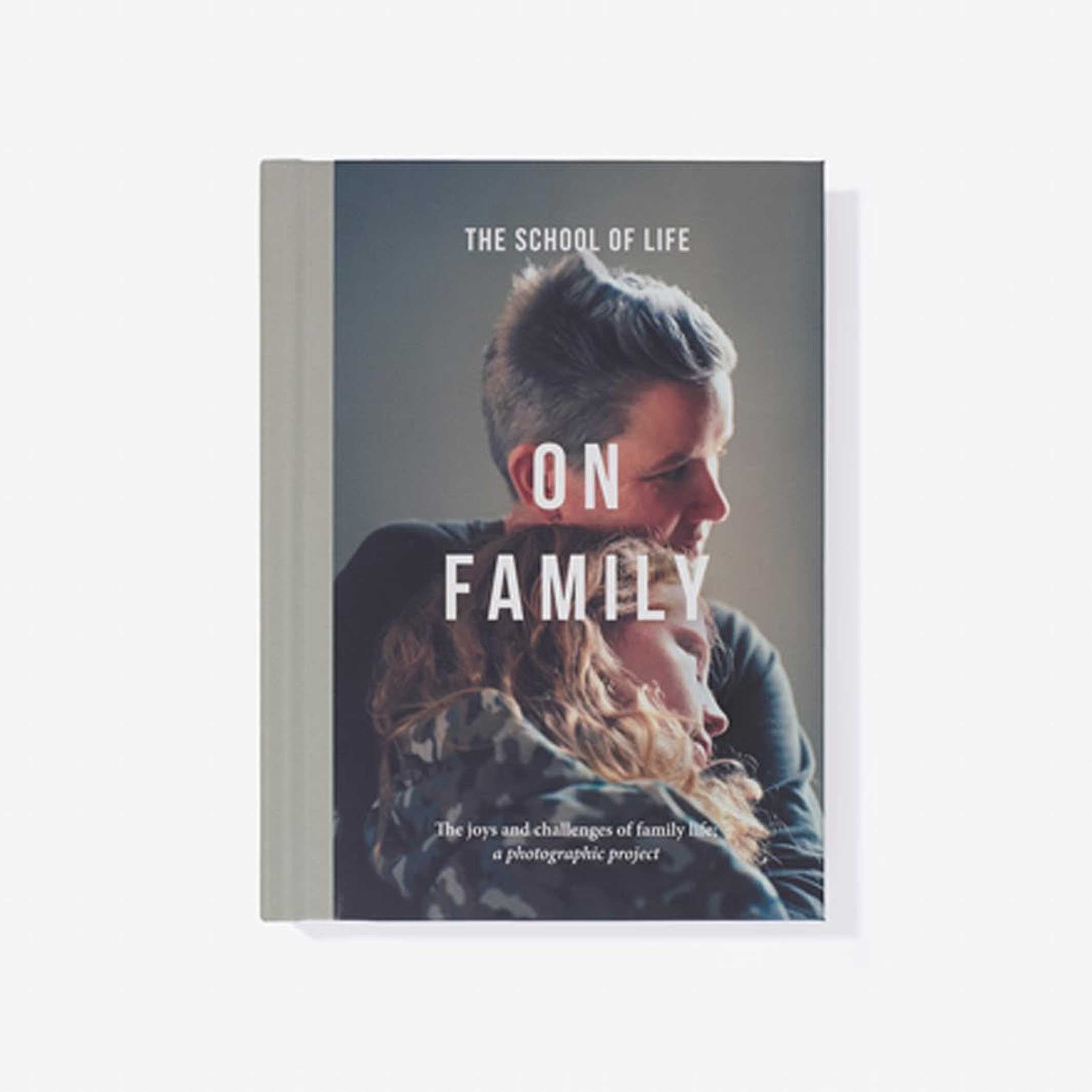 ON FAMILY - Buch - English Edition | The School of Life