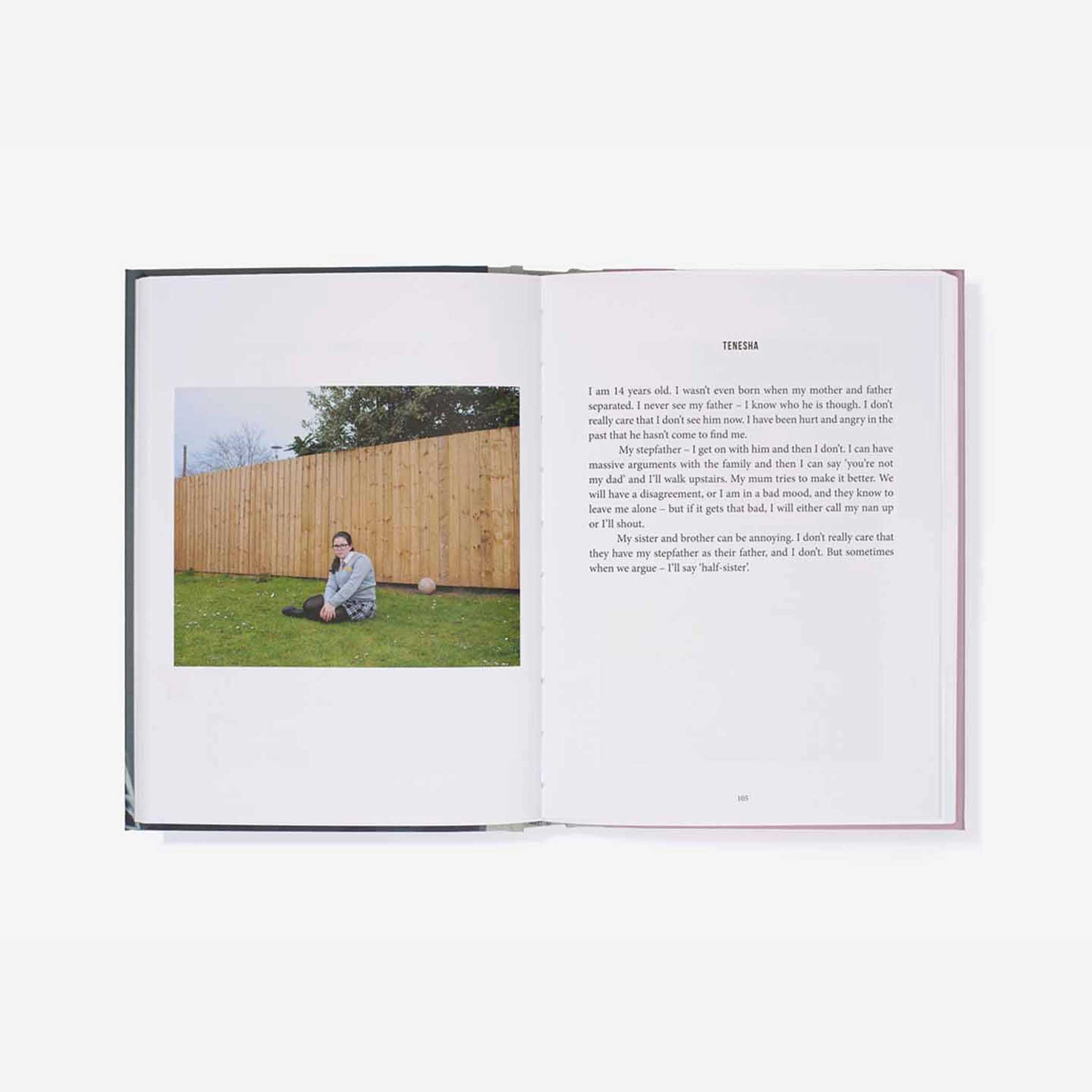 SUR LA FAMILLE - Livre - Édition anglaise | L'école de la vie