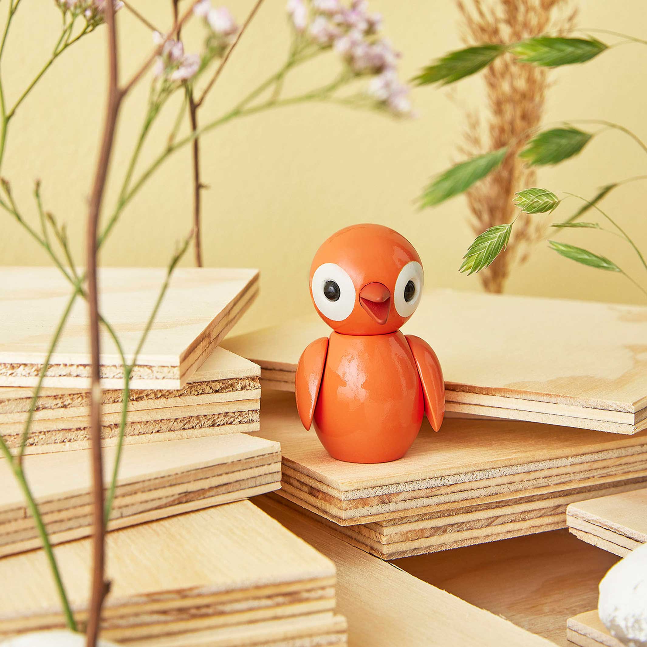 OPTIMISTIC ORANGE - Kleiner Holz-Deko-Vogel - Spring Birds - Chresten Sommer | Spring Copenhagen