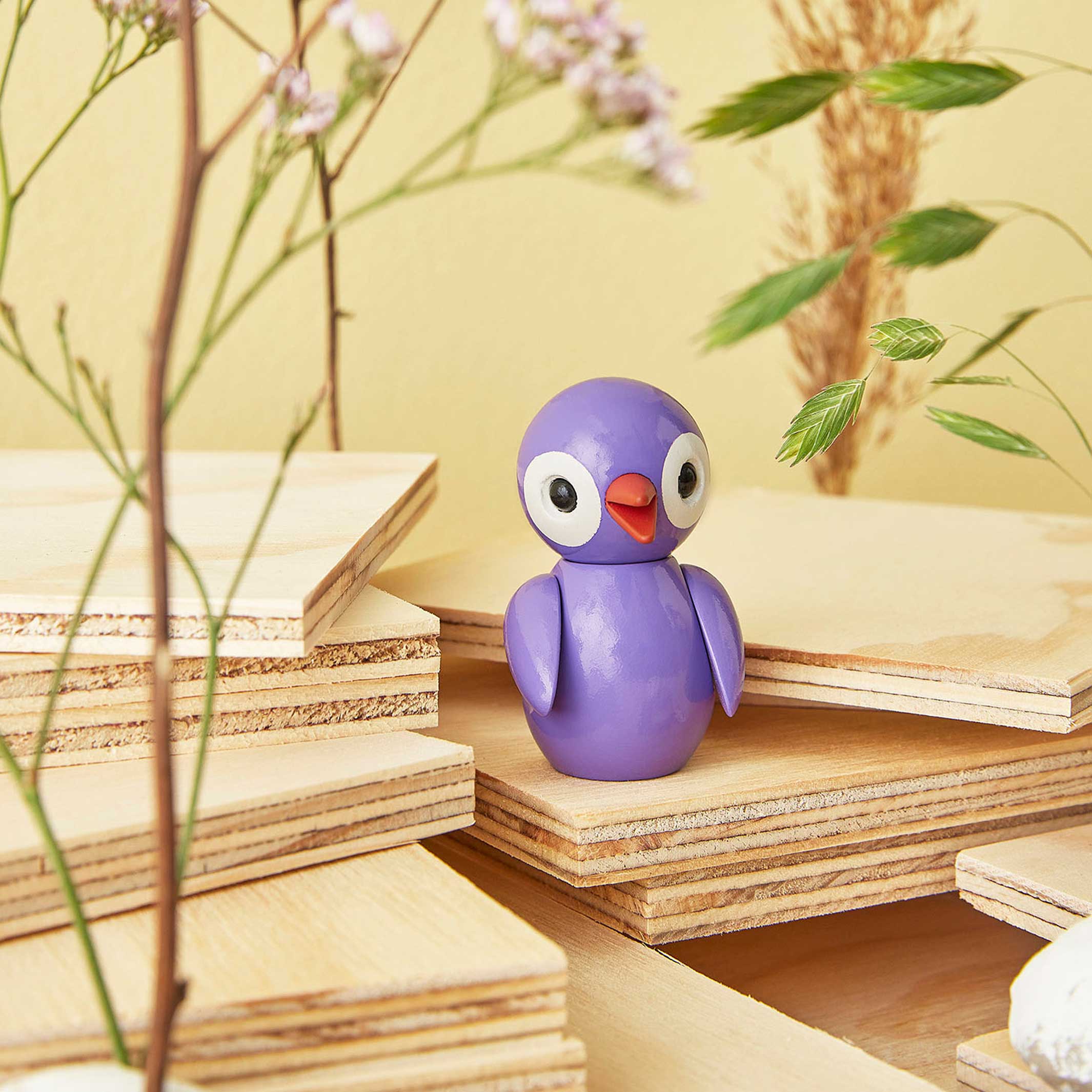 PLAYFUL PURPLE - Petit oiseau décoratif en bois violet - Spring Birds - Chresten Sommer | Printemps Copenhague