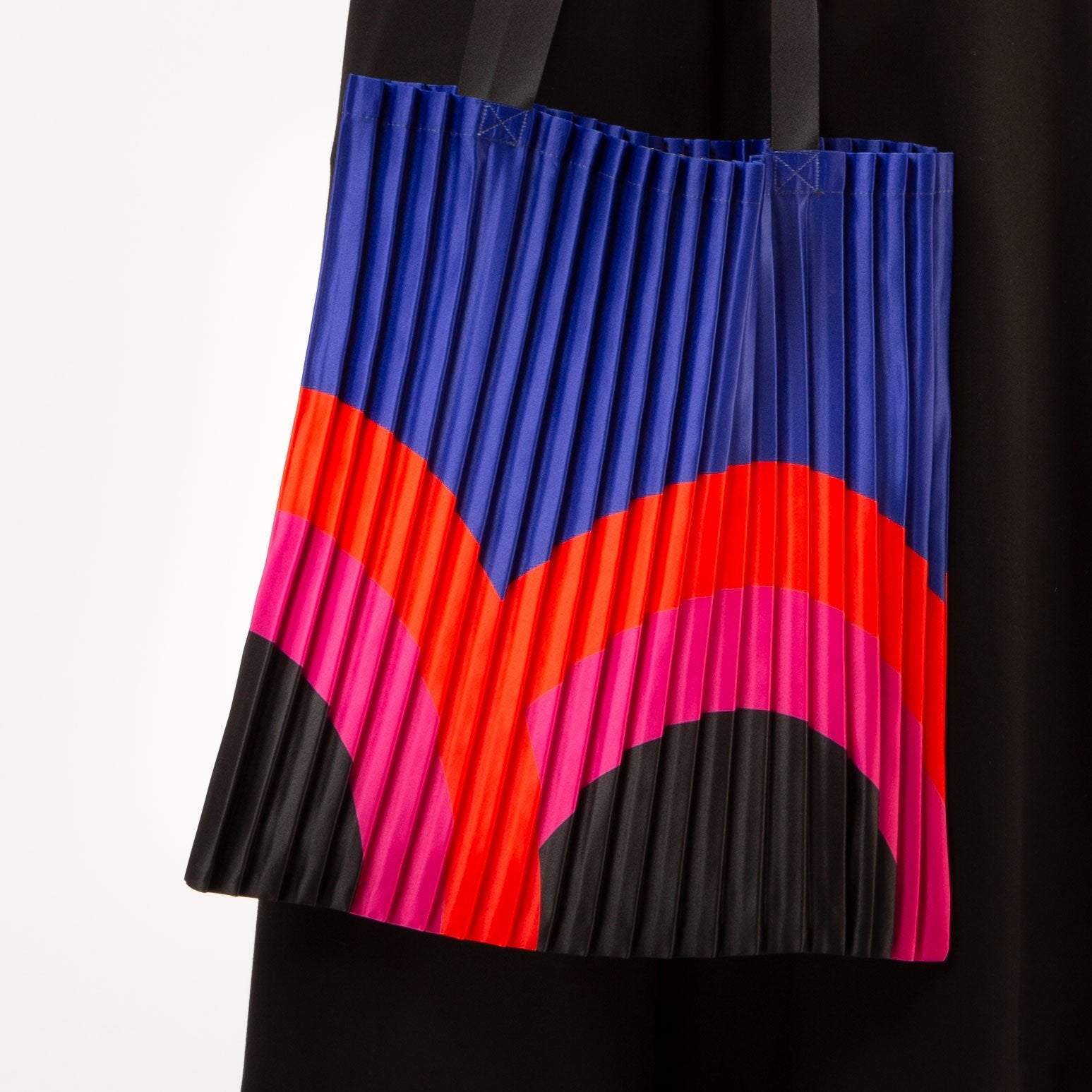 RAINBOW - Tote Bag - pleated satin 40x48 cm | Multitudes