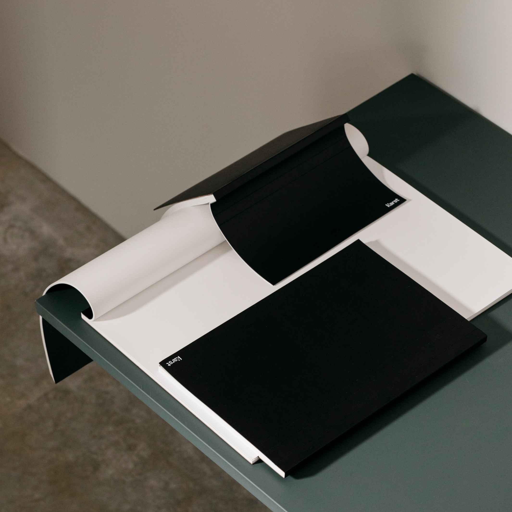 Hardcover SKETCHPAD - Schwarzer SKIZZENBLOCK | KarstGoods