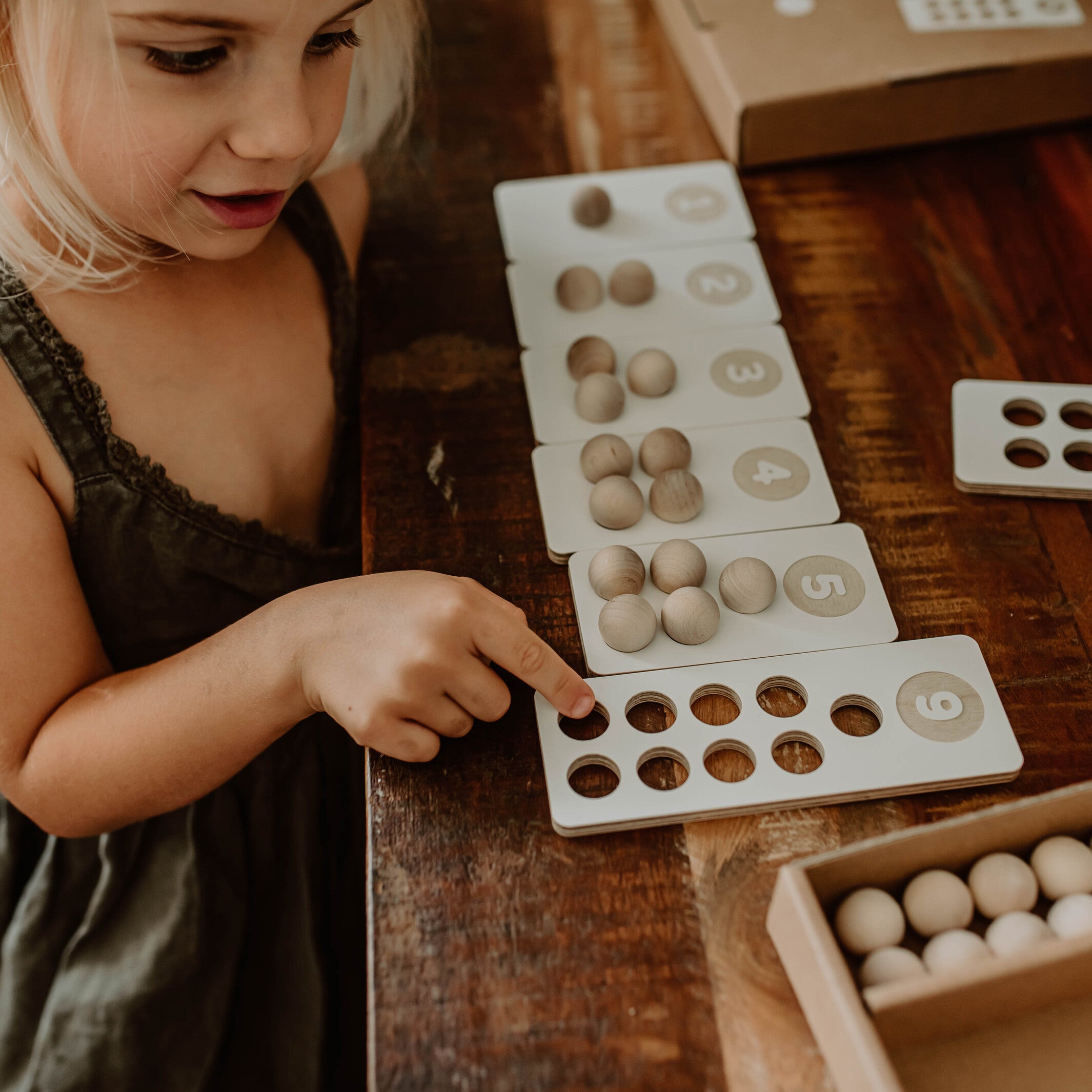 COUNTING NUMBERS - Spielsteine - Zählspielzeug - Montessori | milin