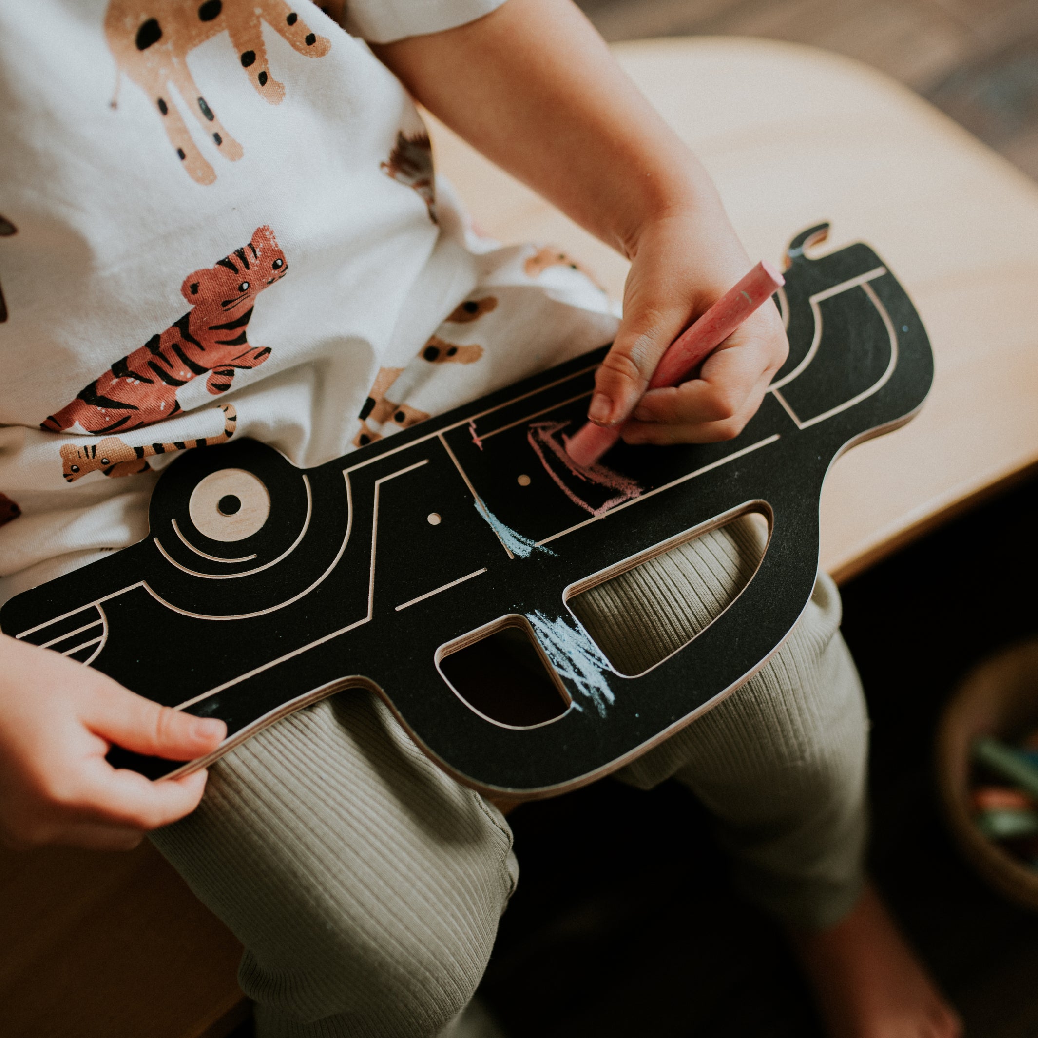 SATURN RETRO CAR - Kreidetafel aus Holz - Auto | milin