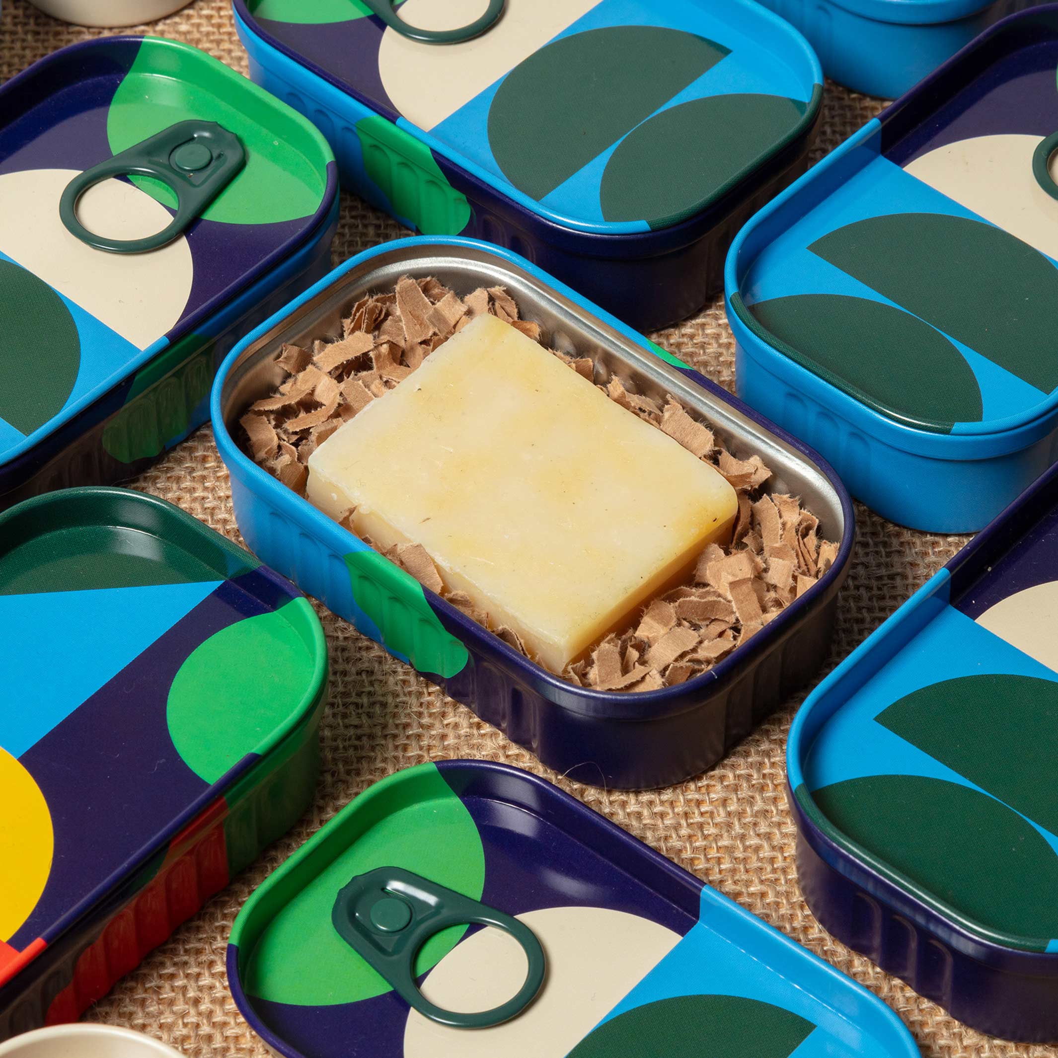 THE GARDENER - Tinned Goods - Seife | Block Design