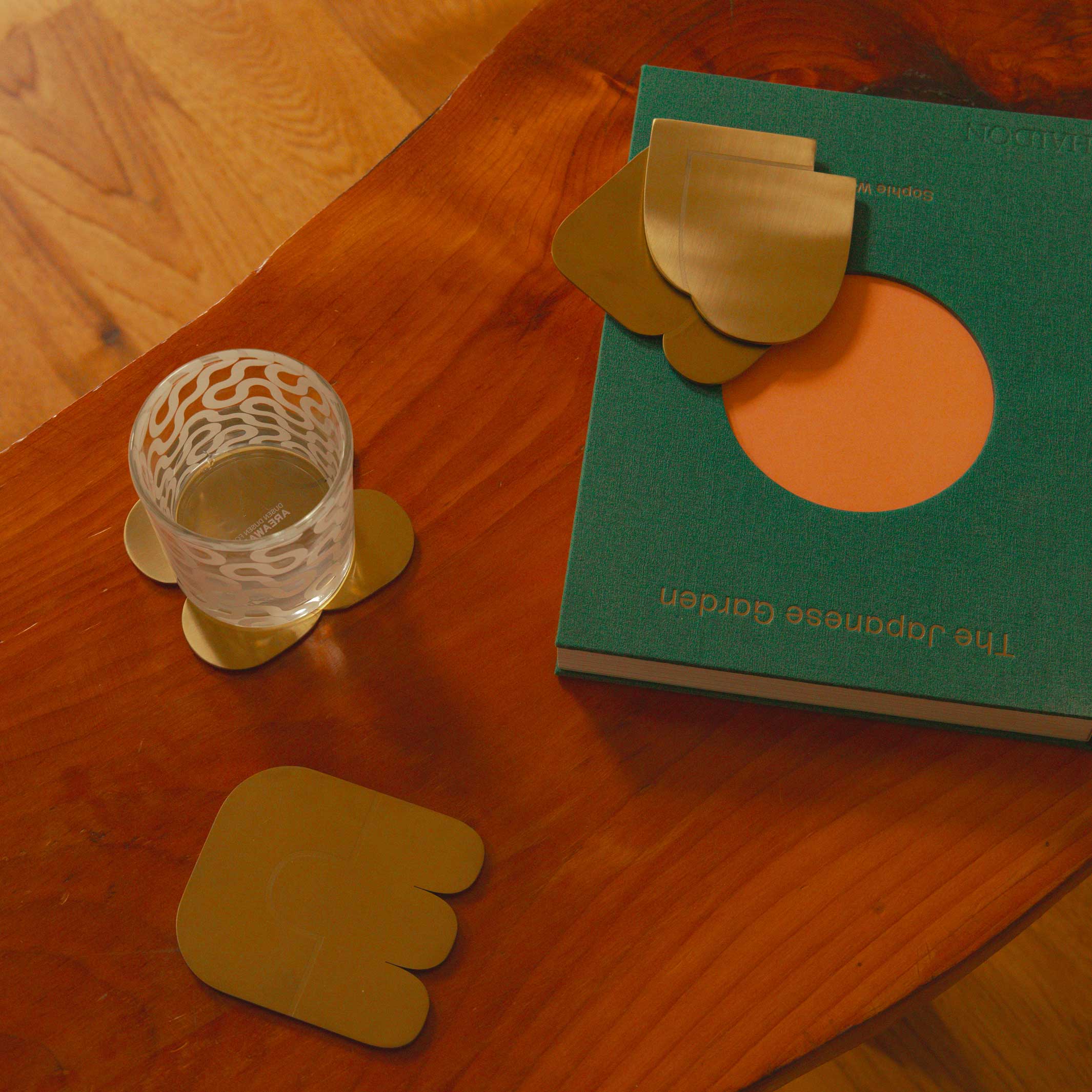 TOGETHER COASTERS | 4er UNTERSETZER-Set | Edelstahl messingfarbig | Dan Covert | Areaware